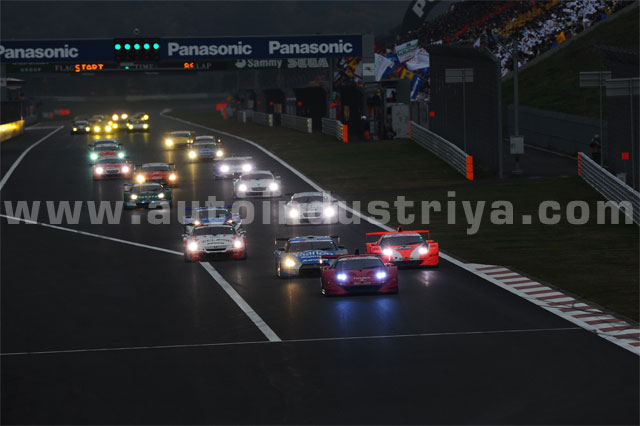 Calsonic Impul GT-R claims 2008 Super GT Final Race