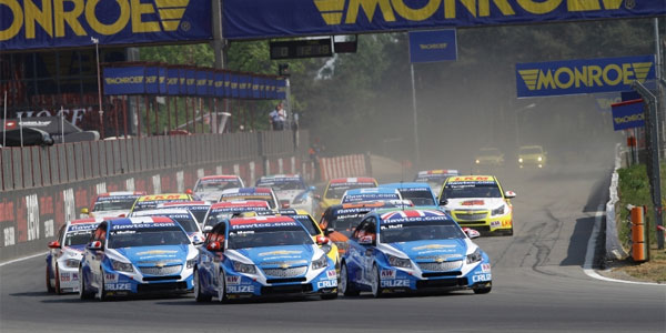 Huff and Tarquini split 2011 FIA WTCC Round 3 and 4 in Zolder
