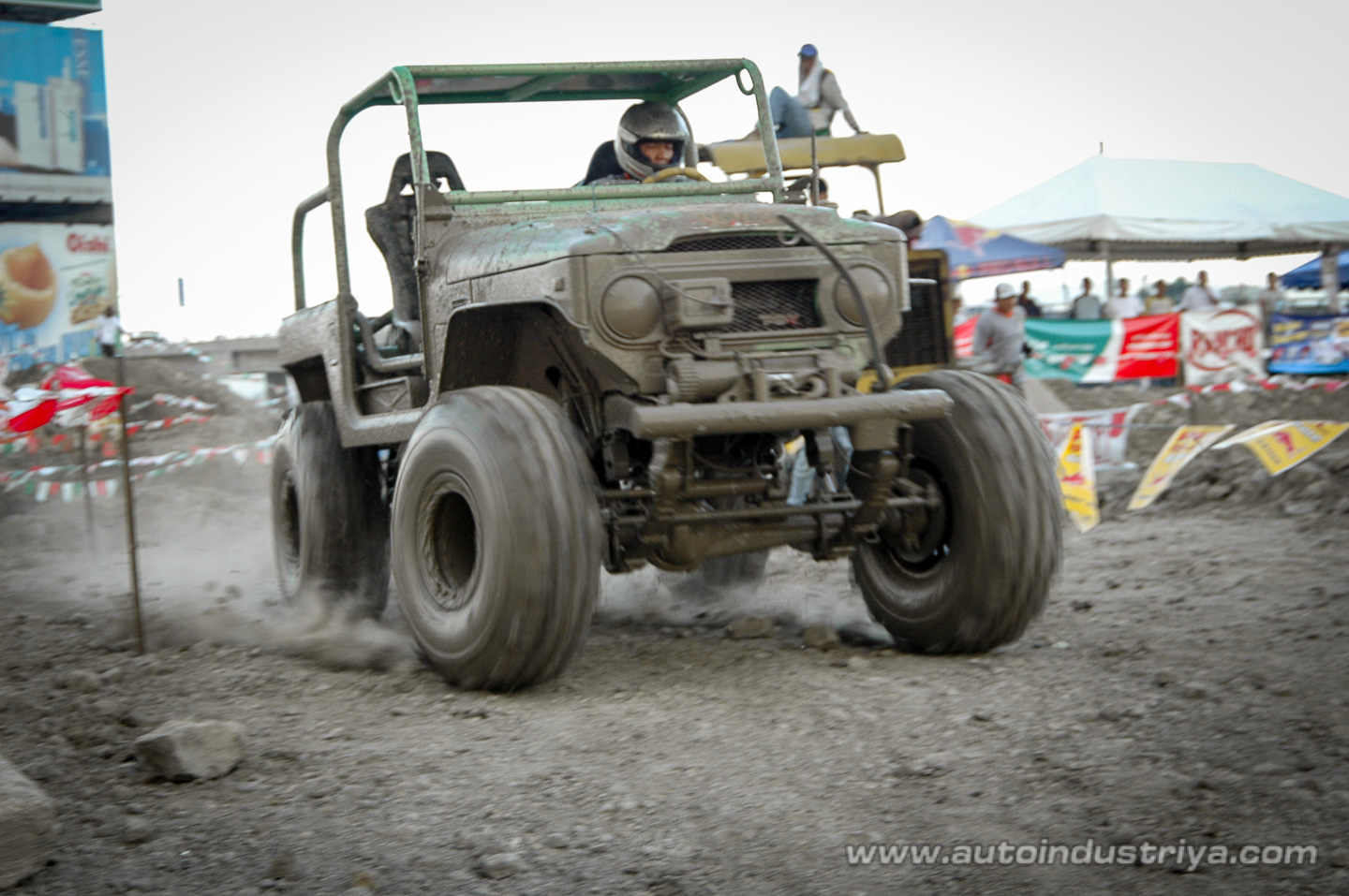 Madman Macmang conquers DuPont 4x4 Battle of the Champions