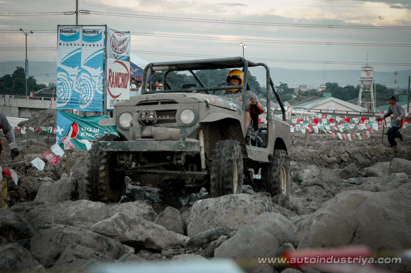 Madman Macmang conquers DuPont 4x4 Battle of the Champions