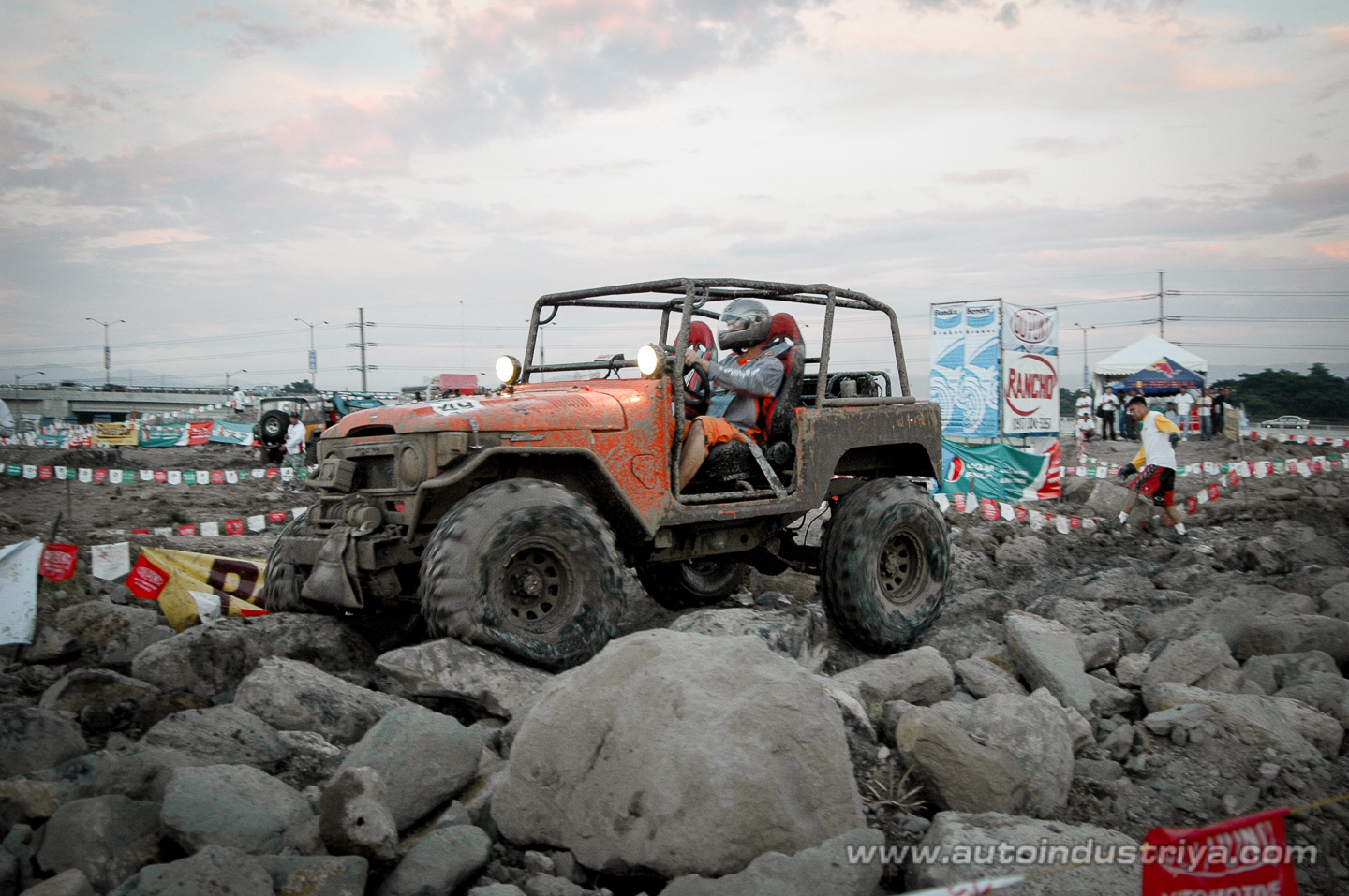 Madman Macmang conquers DuPont 4x4 Battle of the Champions