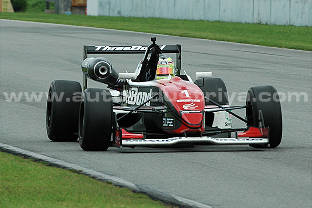 Ali Jackson dominates wet 2006 AF3 Zhuhai Leg
