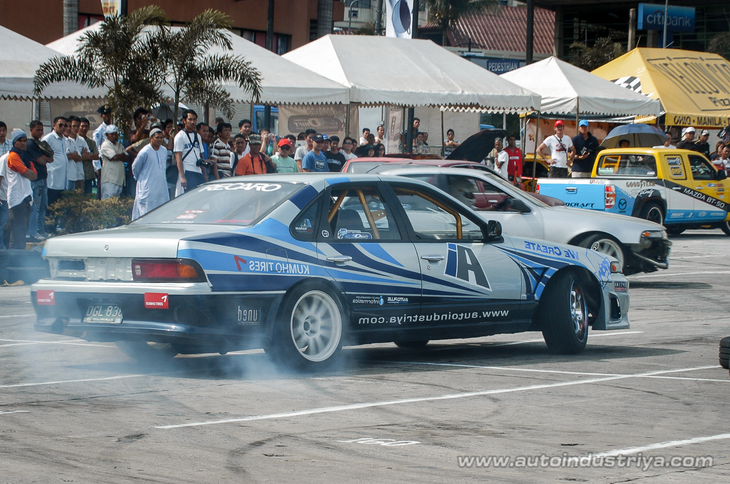 Choachuy destroys competition in 2009 Lateral Drift opener