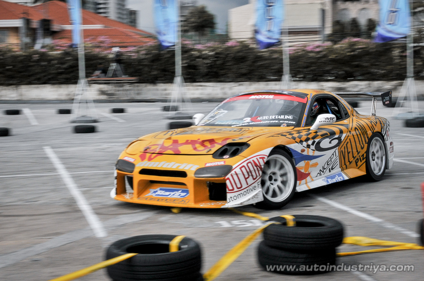 Choachuy destroys competition in 2009 Lateral Drift opener