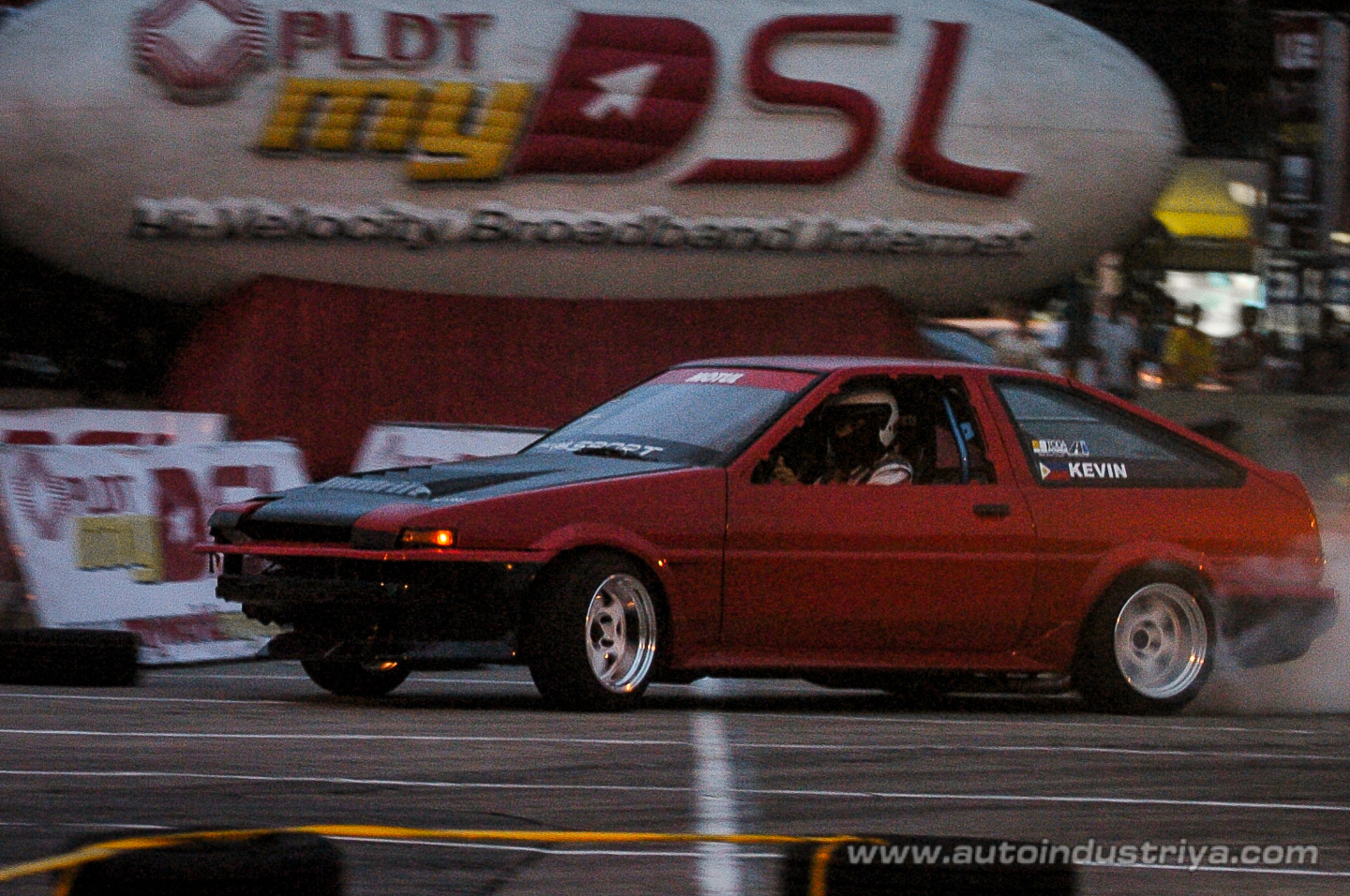 Choachuy destroys competition in 2009 Lateral Drift opener