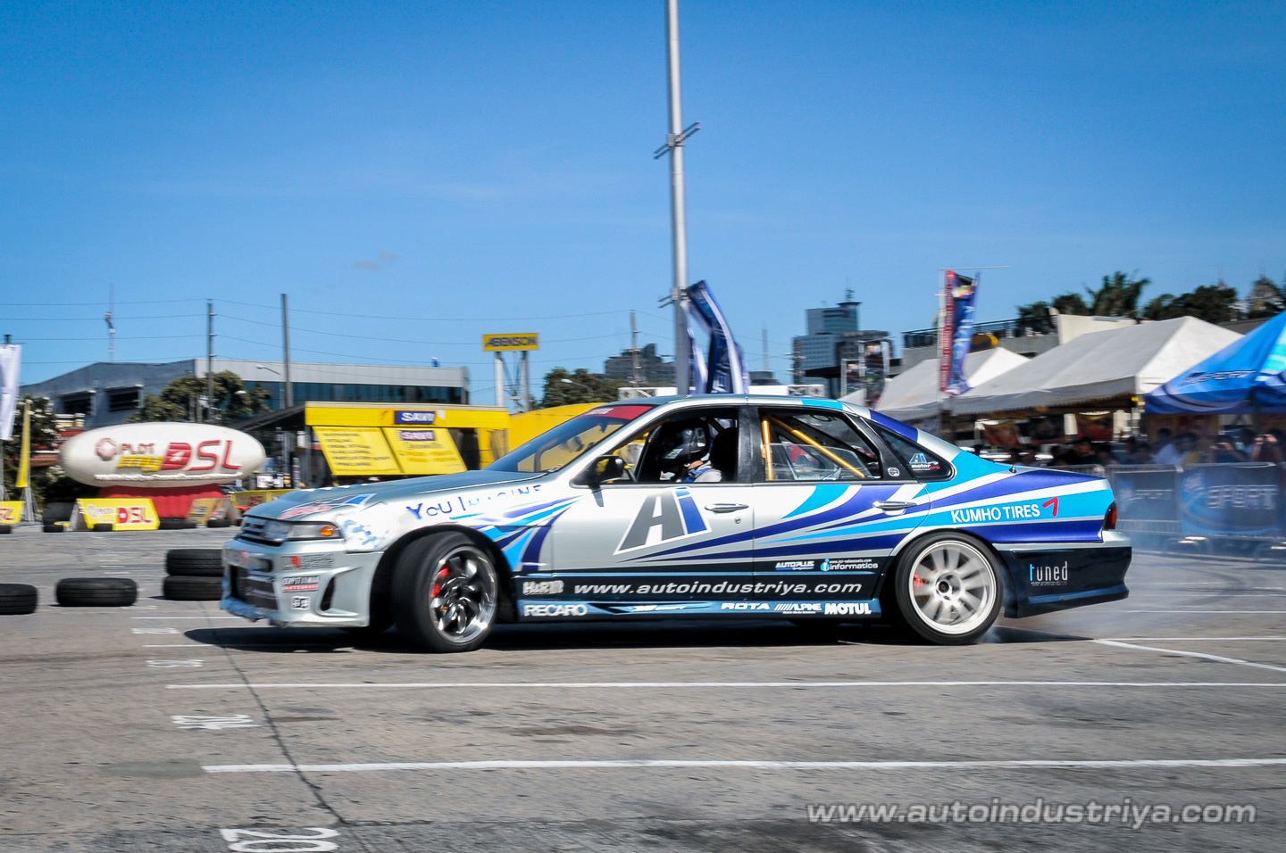Alex Perez wins Round 2 of 2009 Lateral Drift Championship