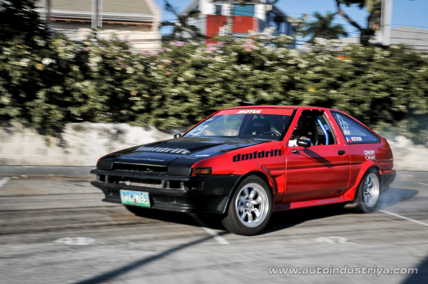 Alex Perez wins Round 2 of 2009 Lateral Drift Championship