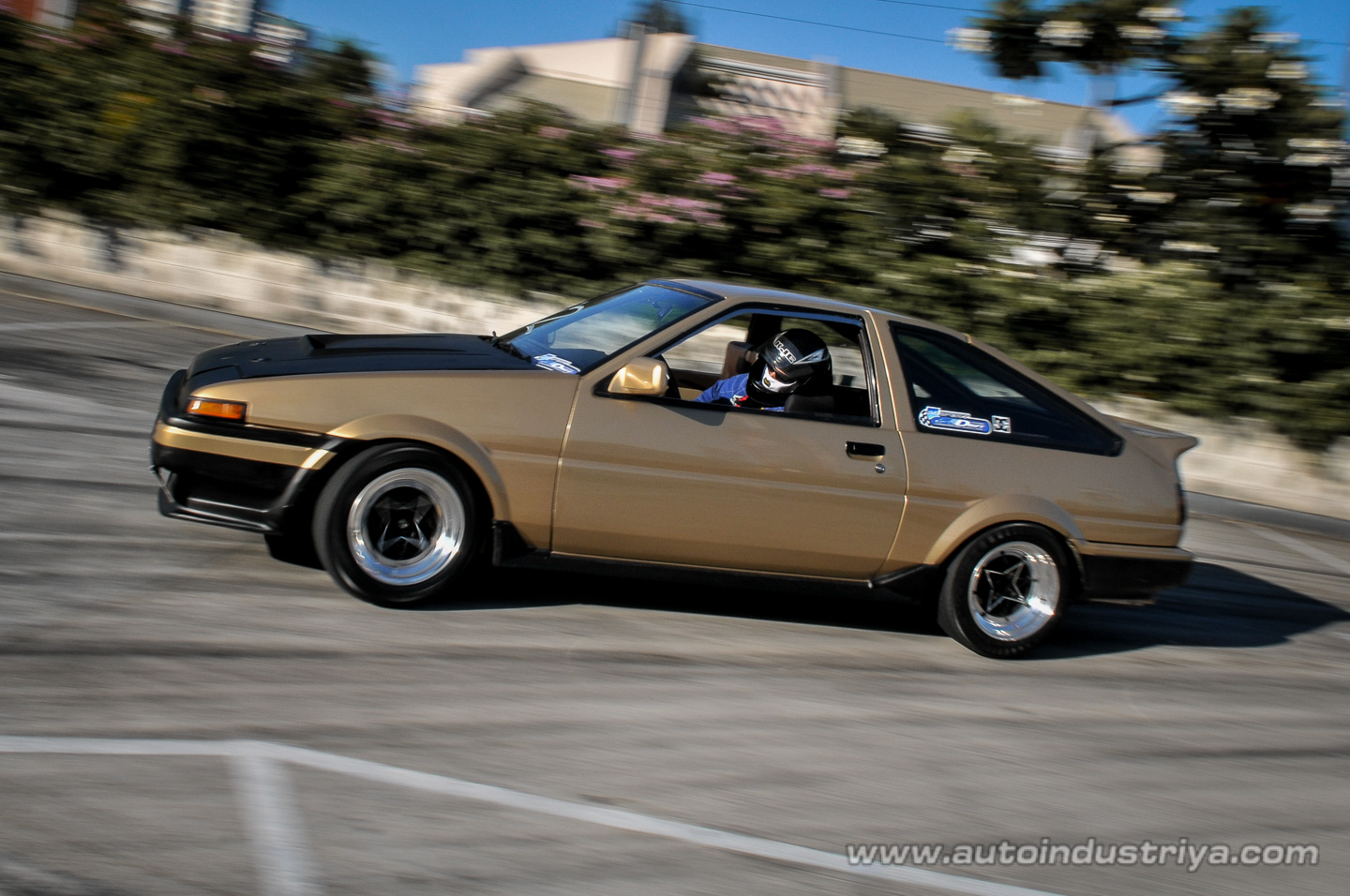 Alex Perez wins Round 2 of 2009 Lateral Drift Championship