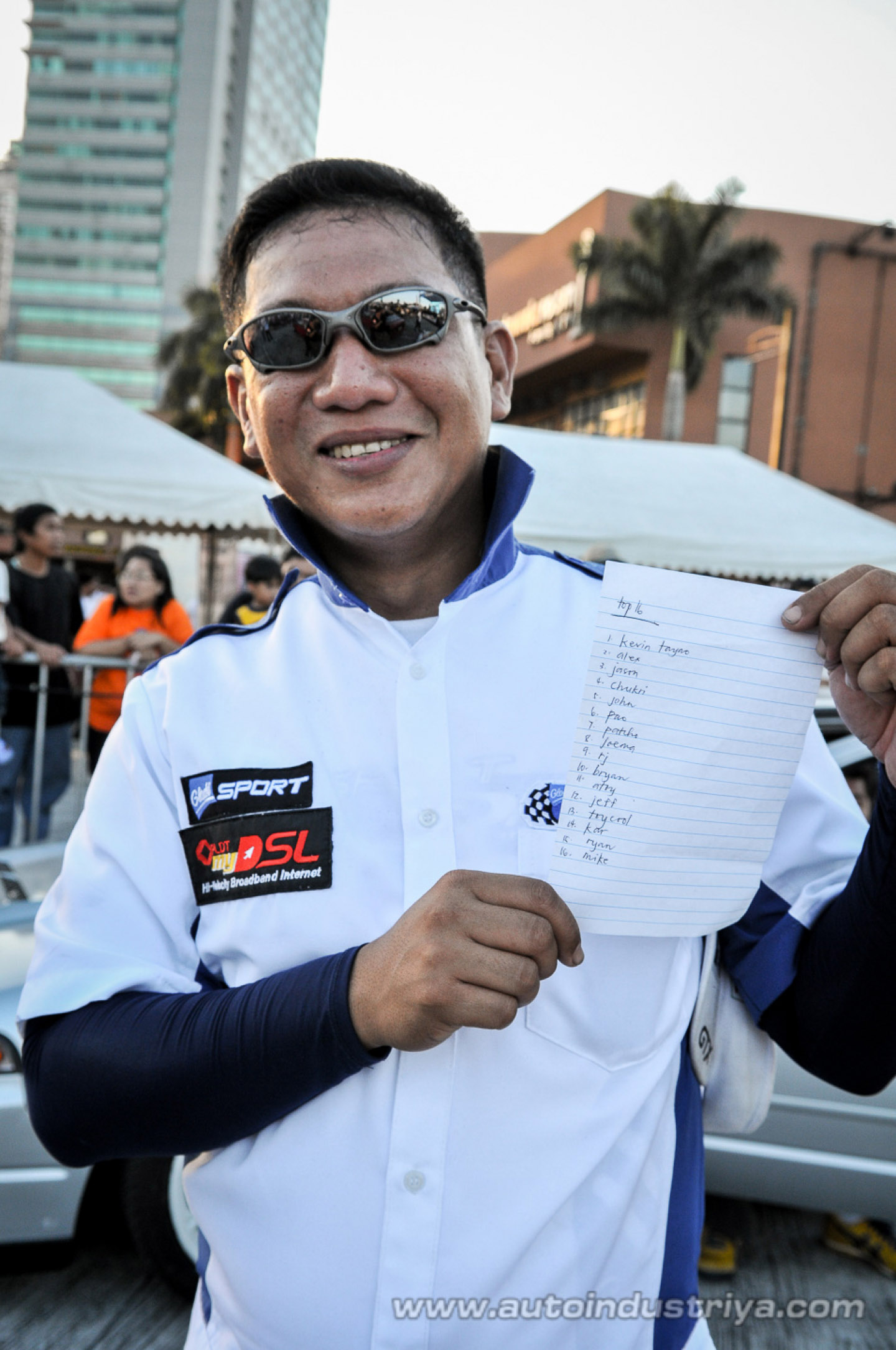 Alex Perez wins Round 2 of 2009 Lateral Drift Championship