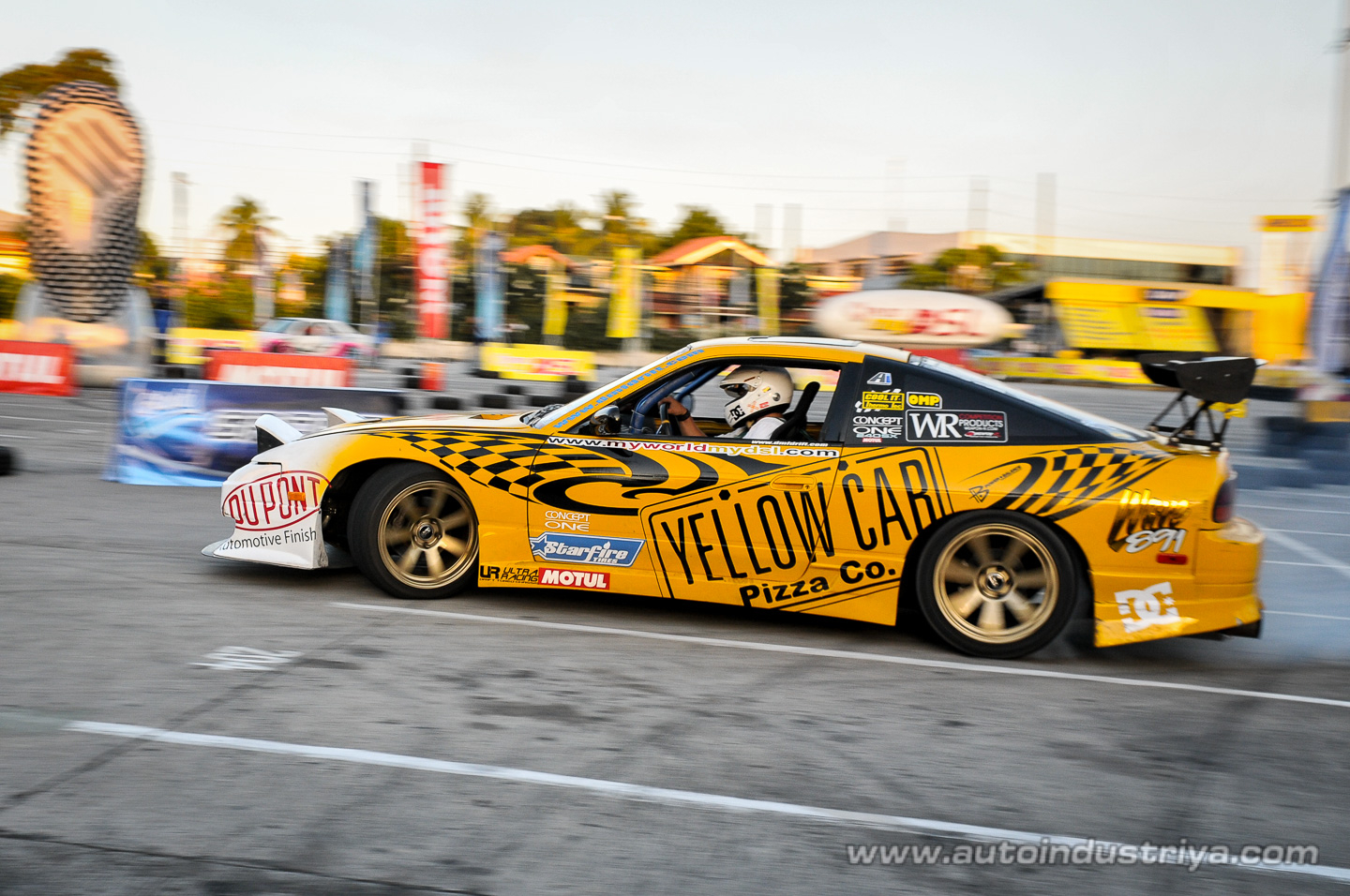 Alex Perez wins Round 2 of 2009 Lateral Drift Championship