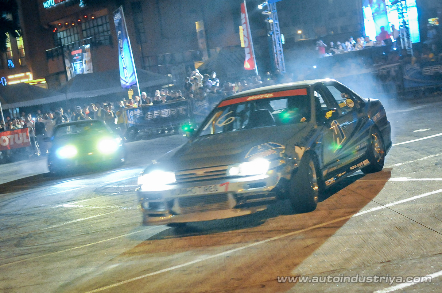 Alex Perez wins Round 2 of 2009 Lateral Drift Championship