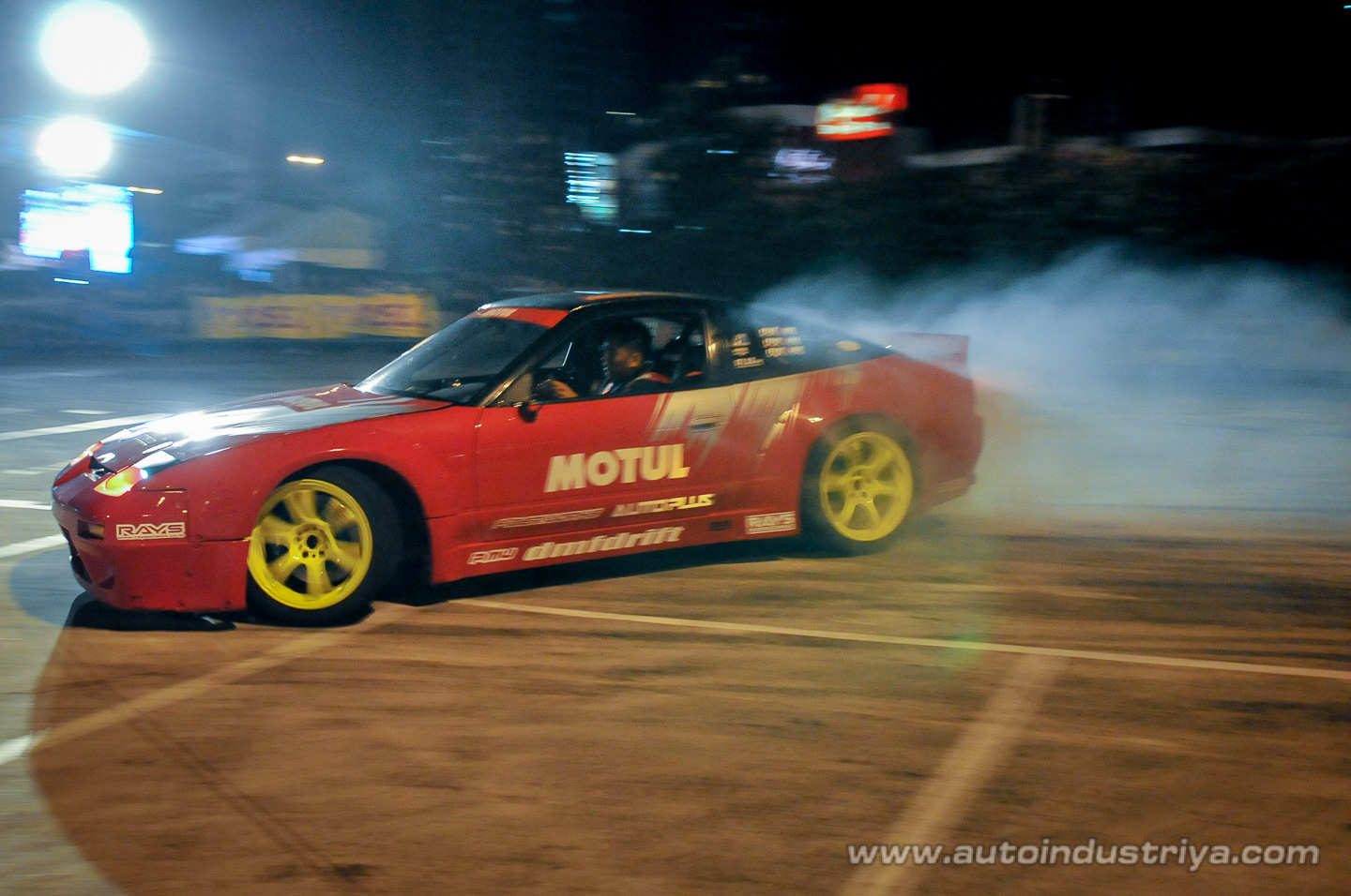 Alex Perez wins Round 2 of 2009 Lateral Drift Championship