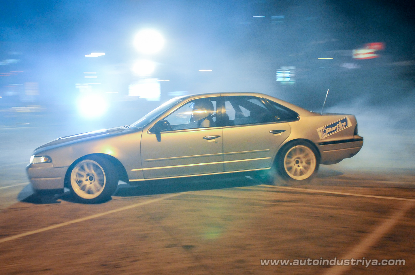 Alex Perez wins Round 2 of 2009 Lateral Drift Championship