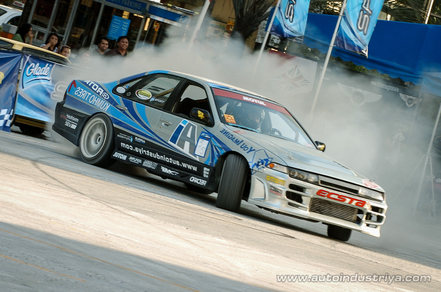 Rosca and Rodriguez take top honors in 2010 Lateral Drift opener