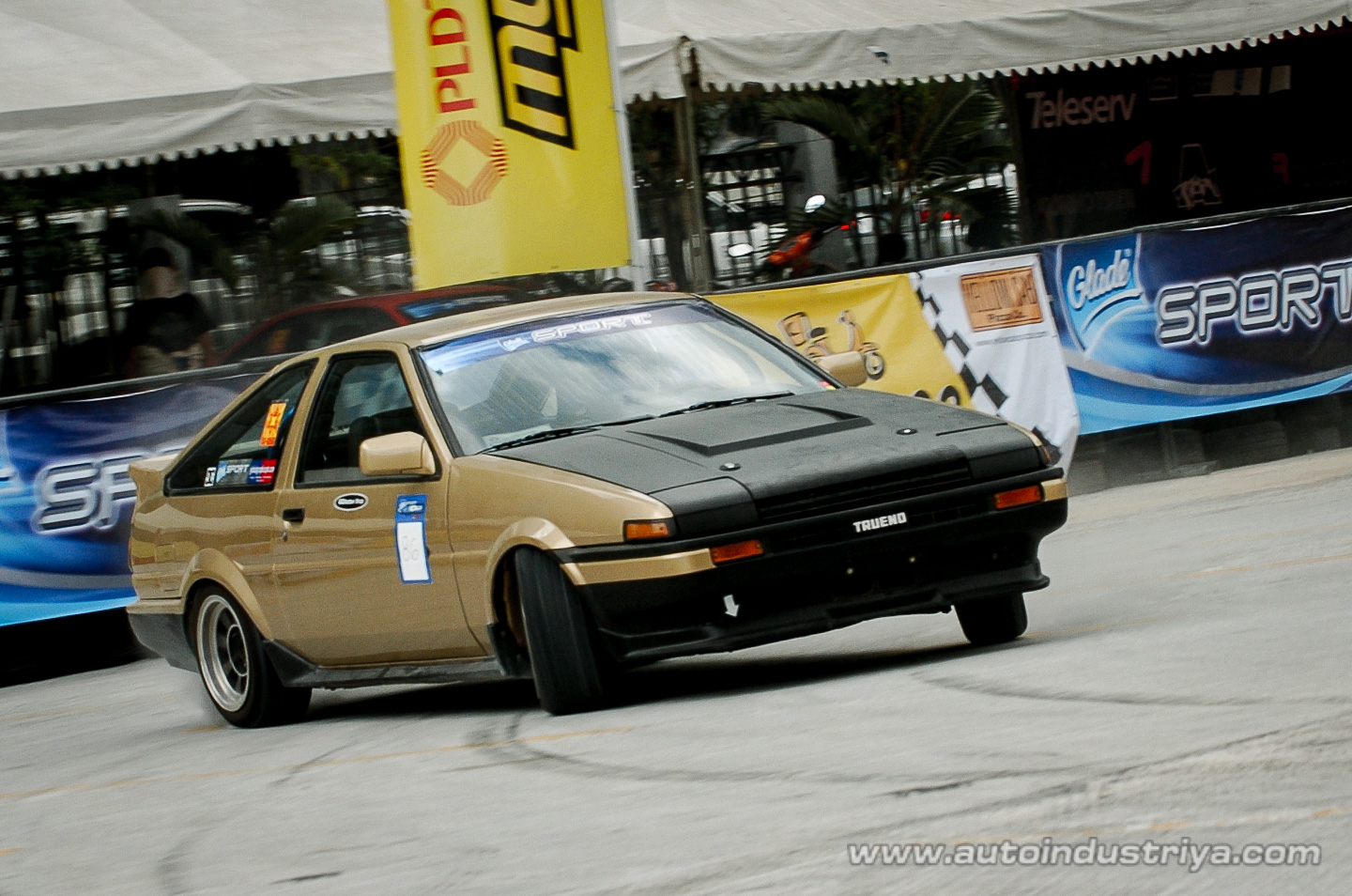 Rosca and Rodriguez take top honors in 2010 Lateral Drift opener