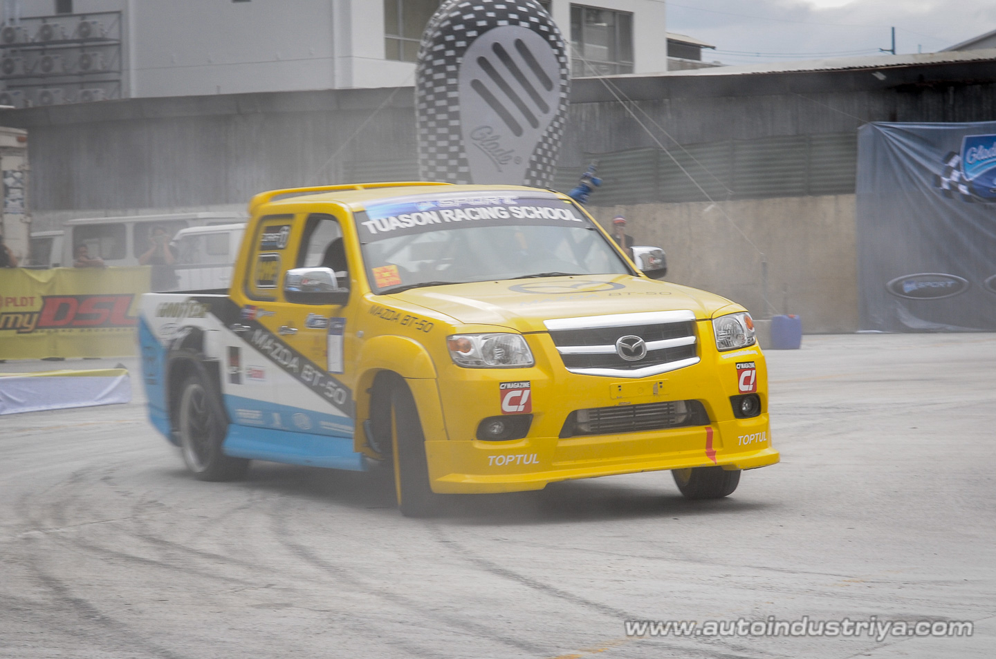 Rosca and Rodriguez take top honors in 2010 Lateral Drift opener