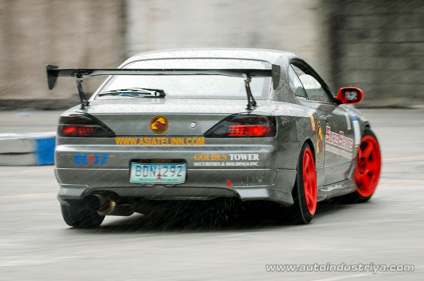 Rosca and Rodriguez take top honors in 2010 Lateral Drift opener