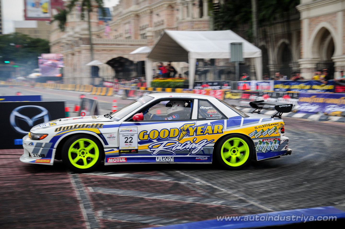 Templeman tops 2010 Formula Drift Final Qualifier