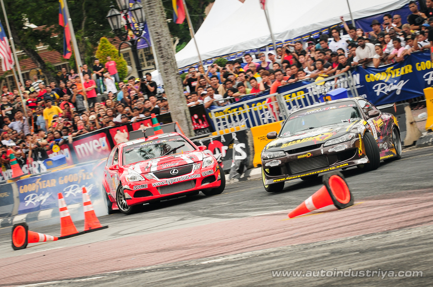 Daigo Saito claims victory in 2010 Formula Drift Asia final
