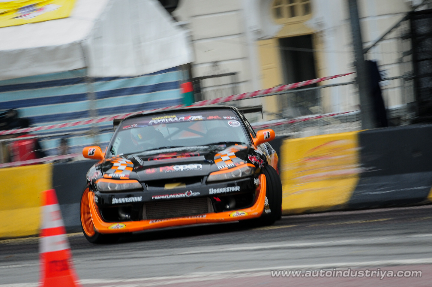 Daigo Saito claims victory in 2010 Formula Drift Asia final