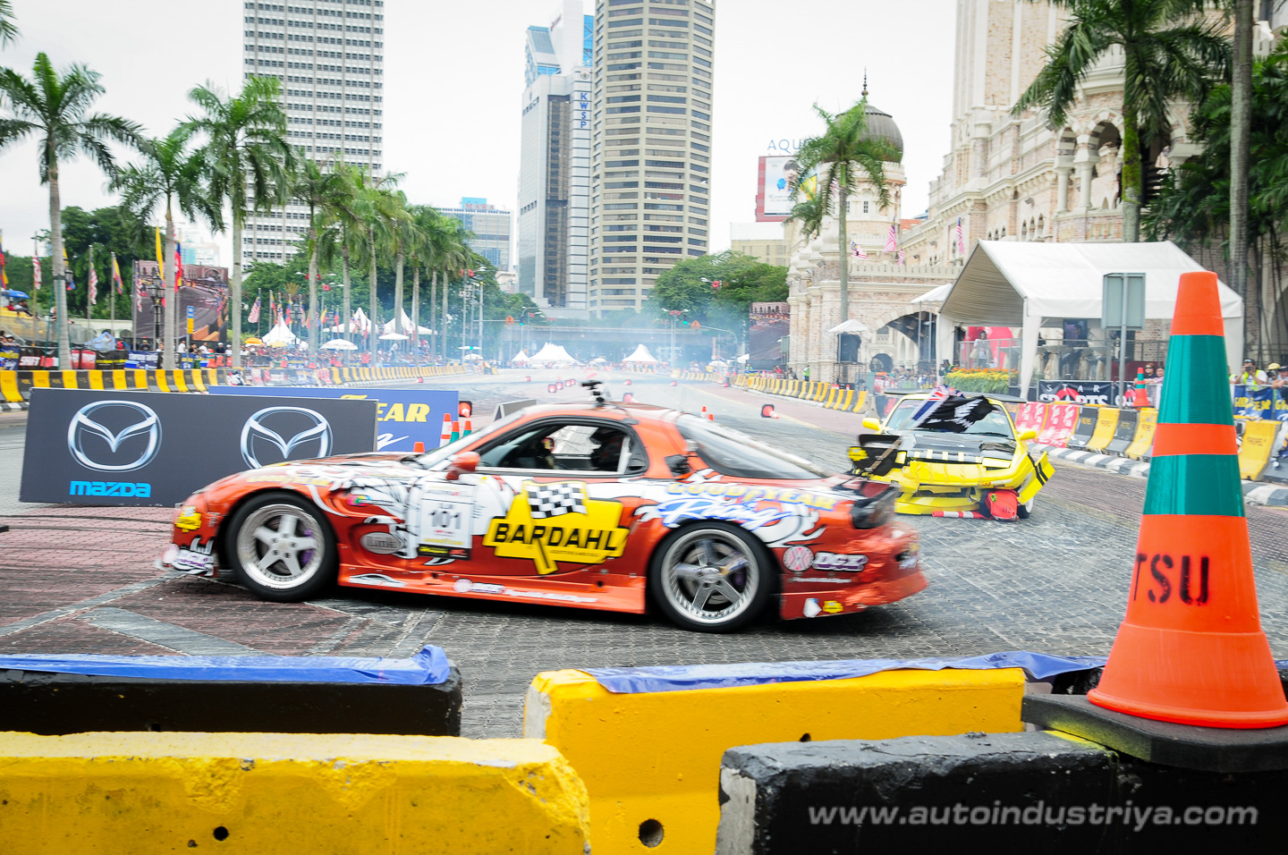 Daigo Saito claims victory in 2010 Formula Drift Asia final