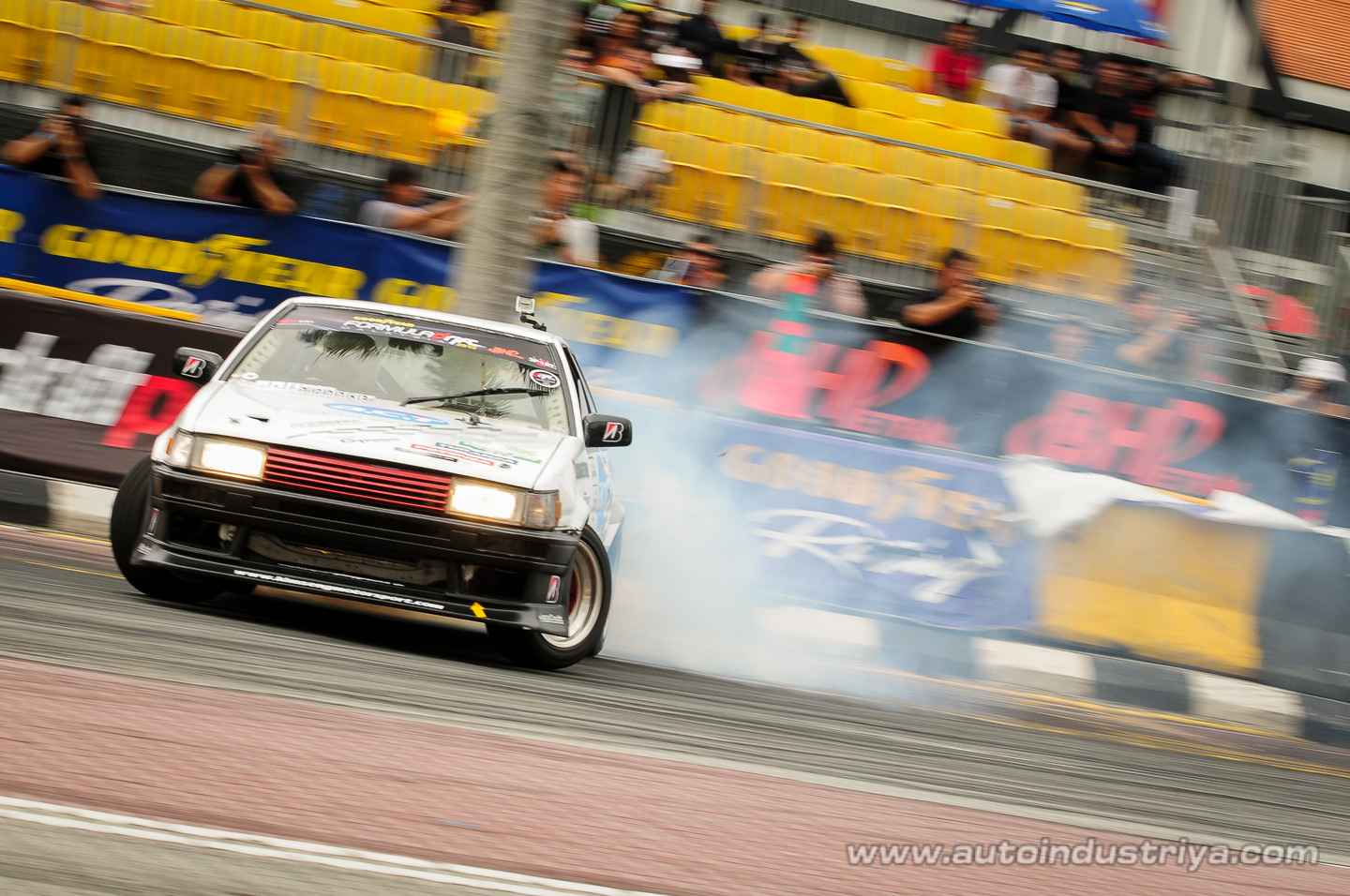 Daigo Saito claims victory in 2010 Formula Drift Asia final