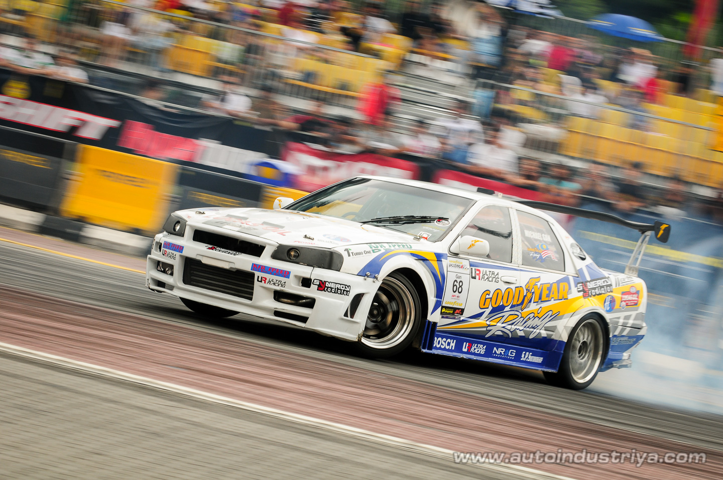Daigo Saito claims victory in 2010 Formula Drift Asia final