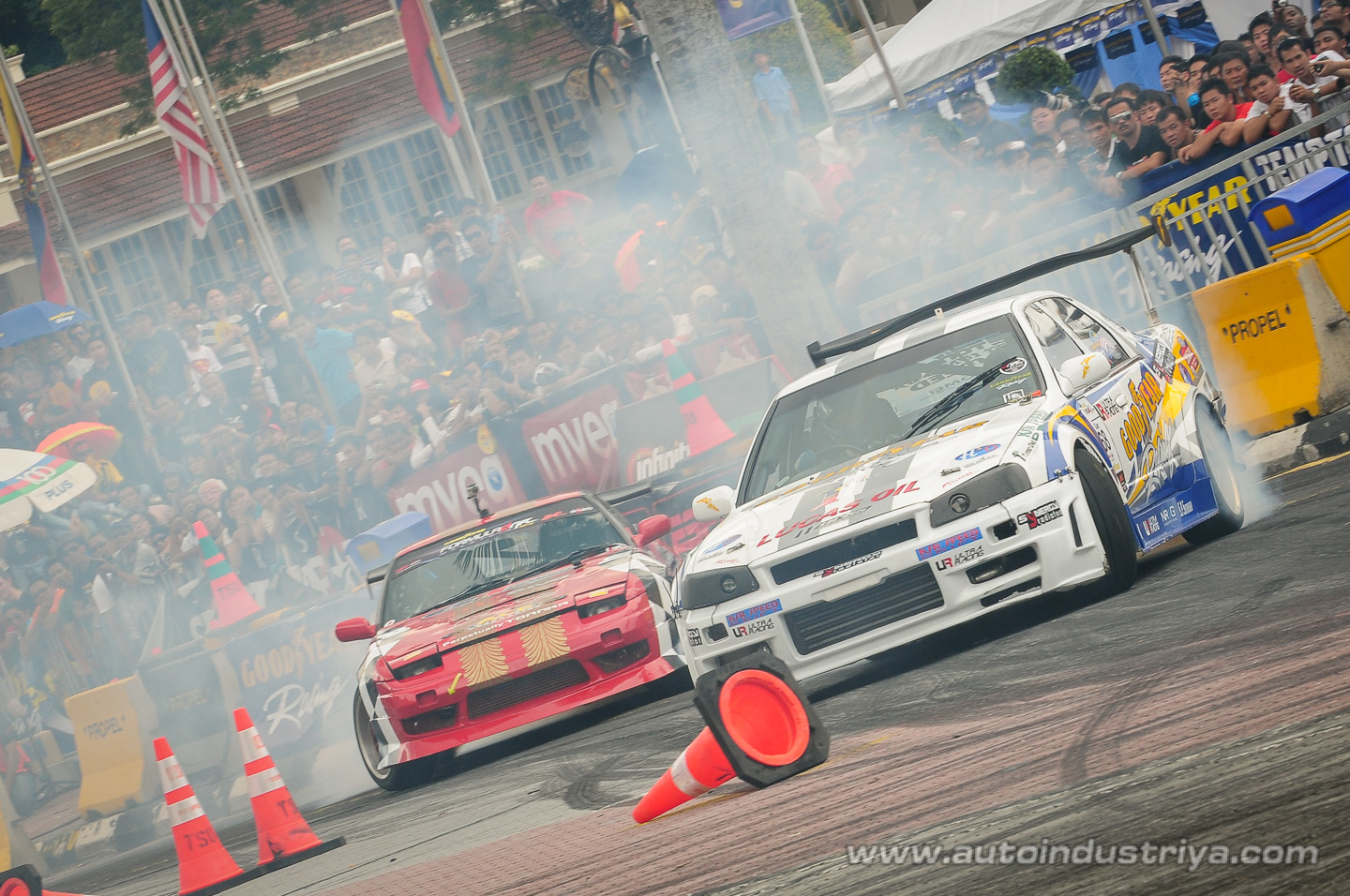 Daigo Saito claims victory in 2010 Formula Drift Asia final