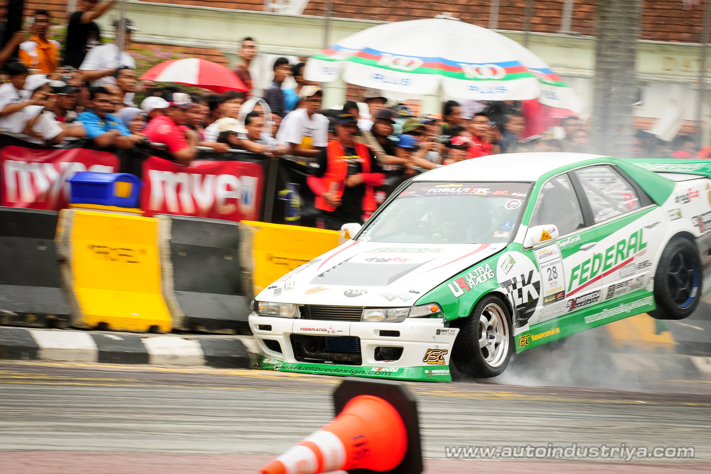 Daigo Saito claims victory in 2010 Formula Drift Asia final