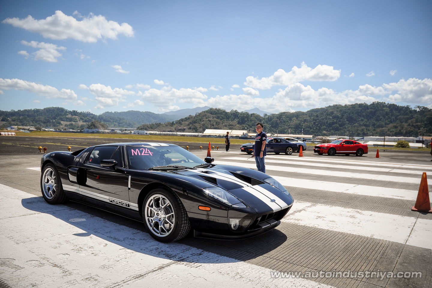 The AutoIndustriya.com Speedfest