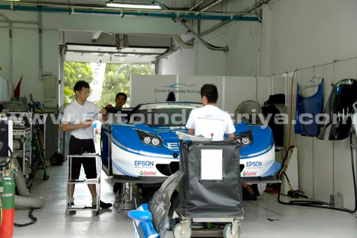 Behind the scenes at Super GT