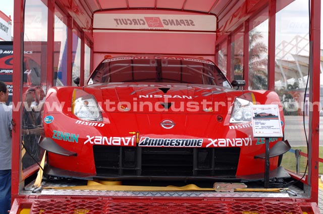 Behind the scenes at Super GT