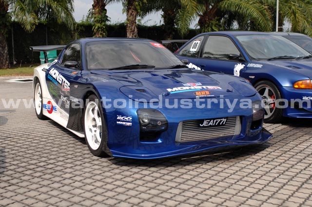 Behind the scenes at Super GT