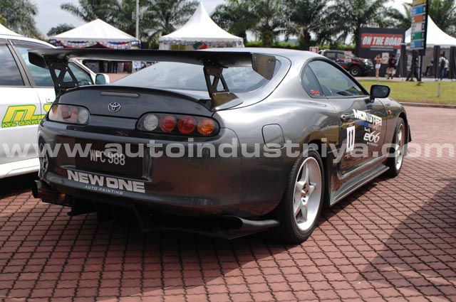 Behind the scenes at Super GT