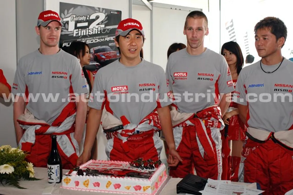 Behind the scenes at Super GT