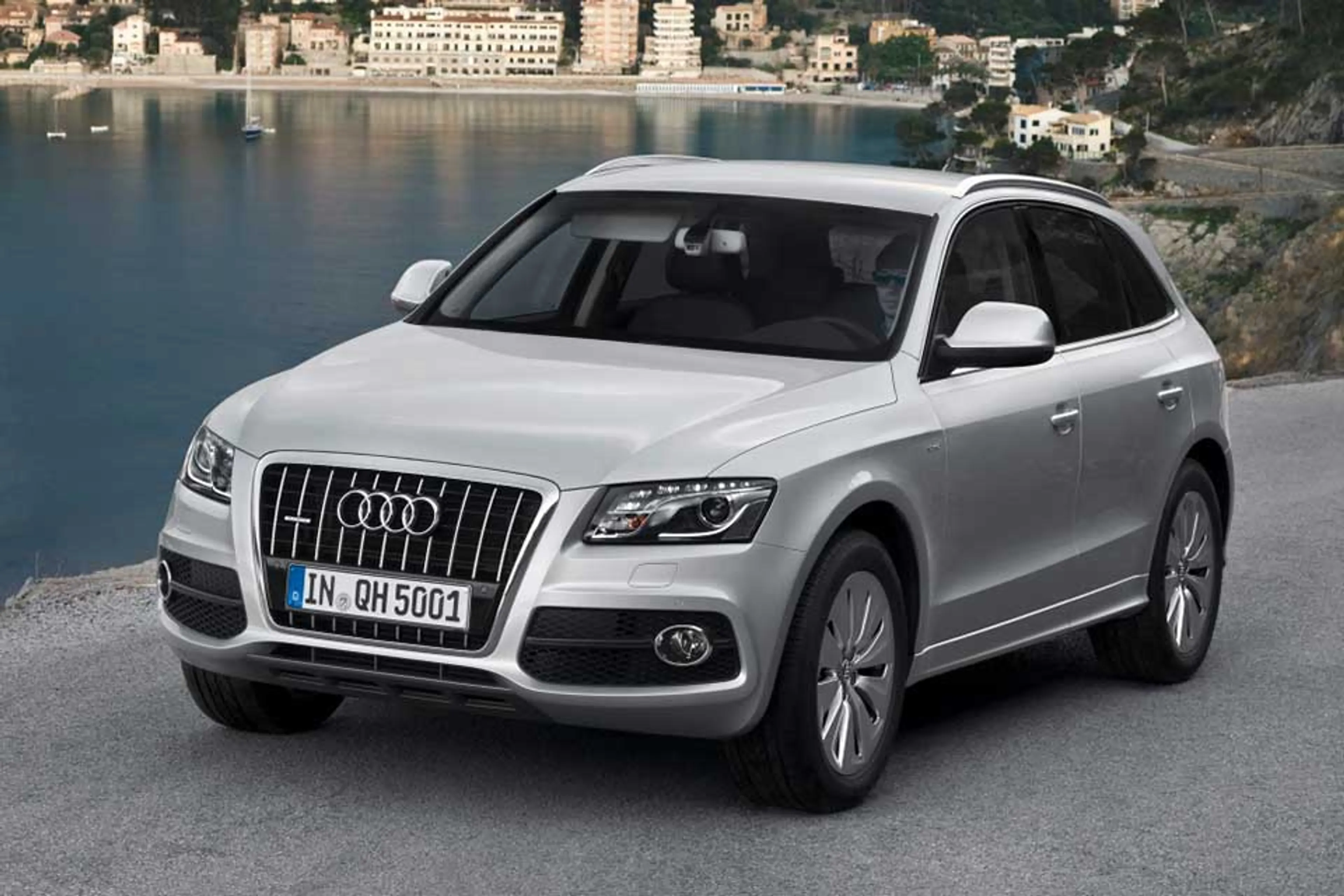 2012 Audi Q5 2.0 TFSI Quattro S-tronic DCT — photo 1