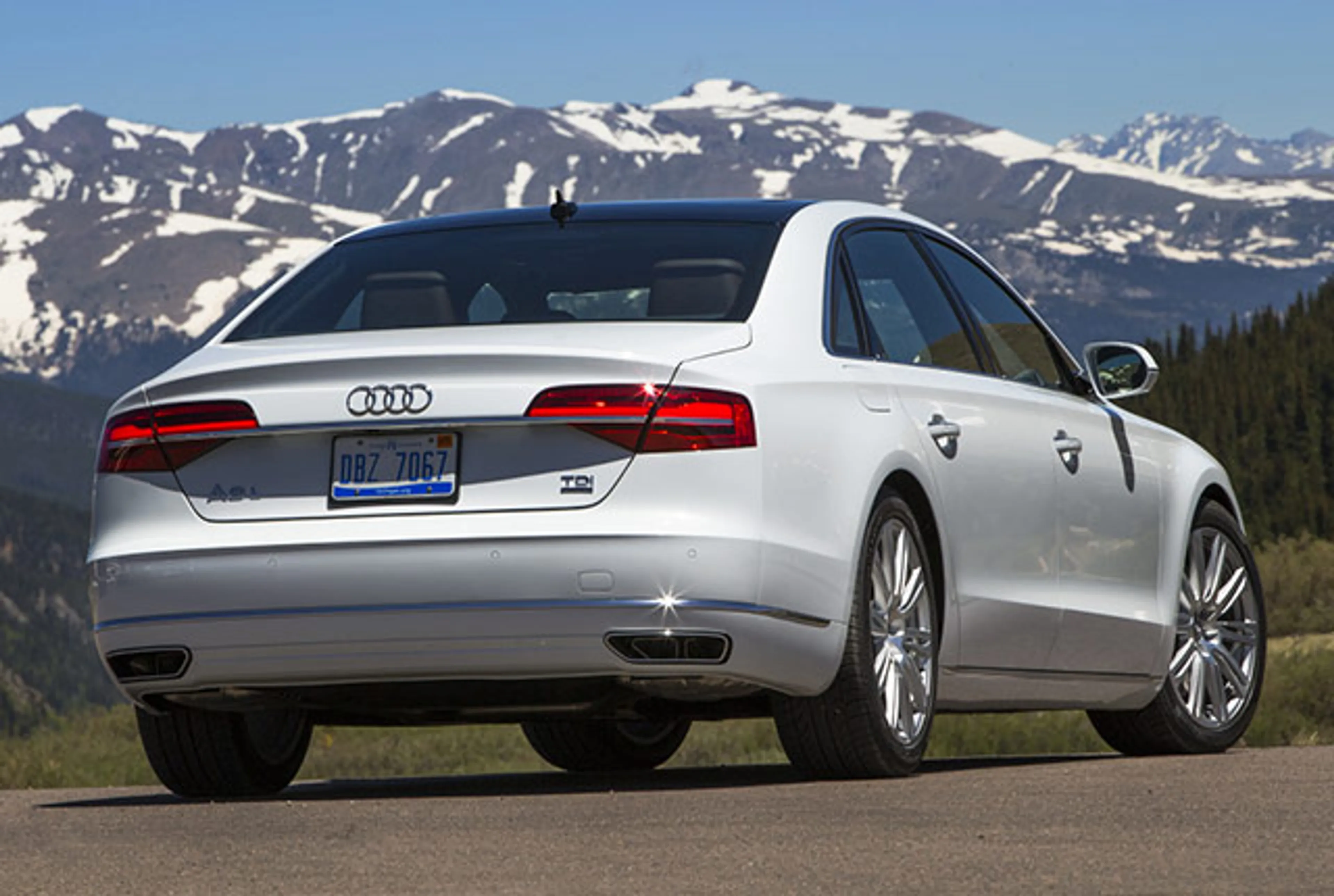 2015 Audi A8L 3.0 TDI Highline V6 AT thumbnail 2