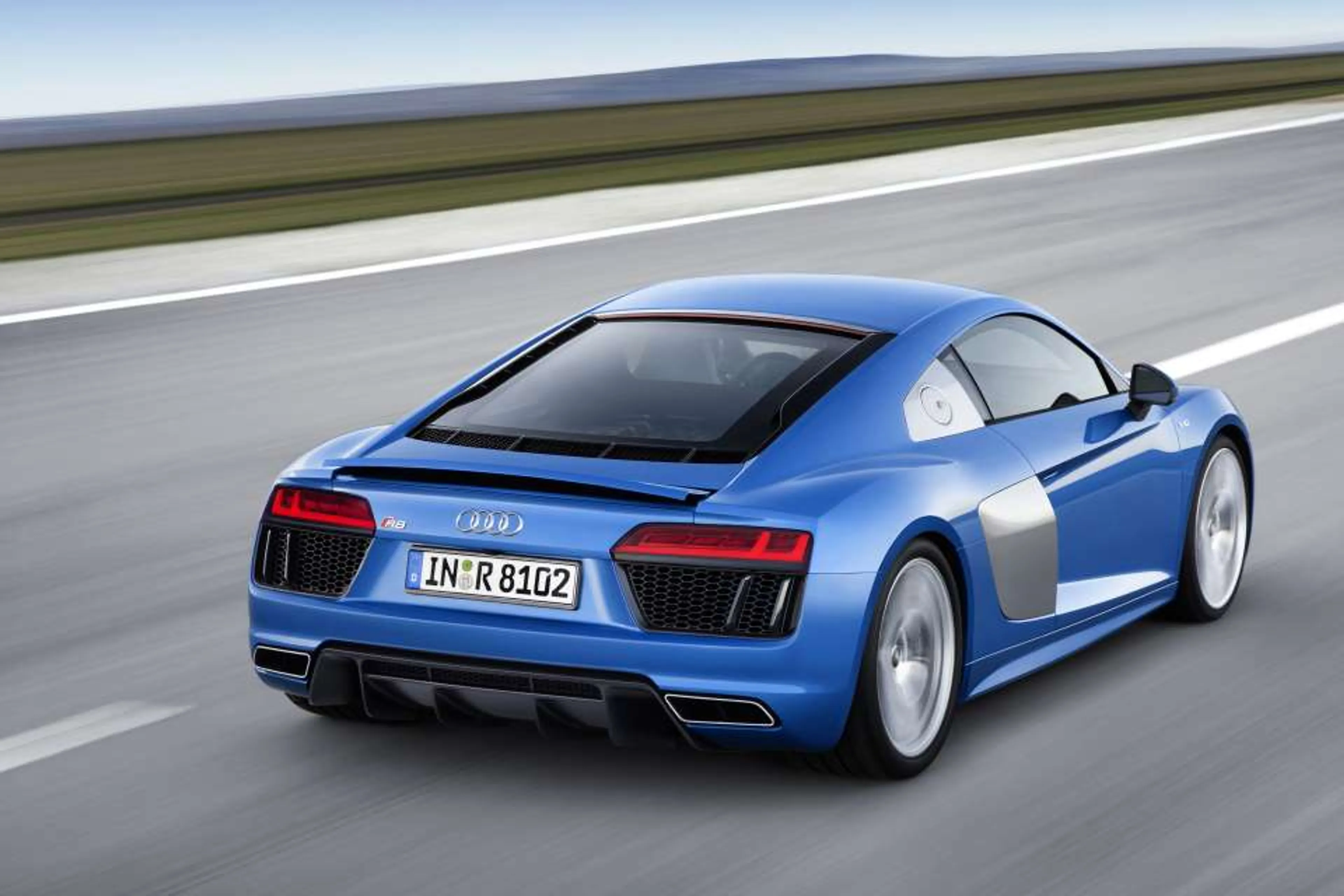 2015 Audi R8 5.2 FSI Quattro R-tronic V10 DCT thumbnail 2