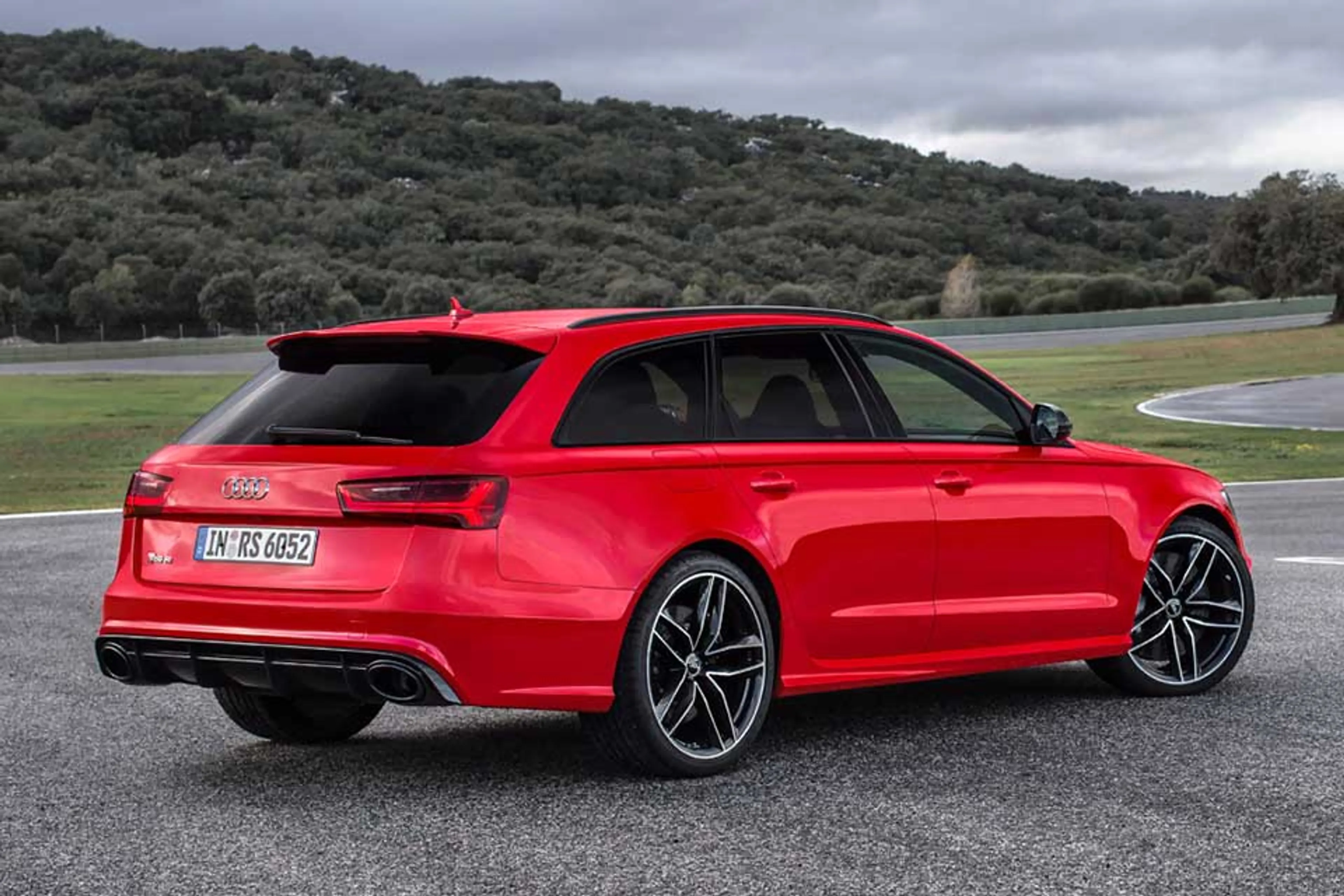 Audi RS 6 thumbnail 2