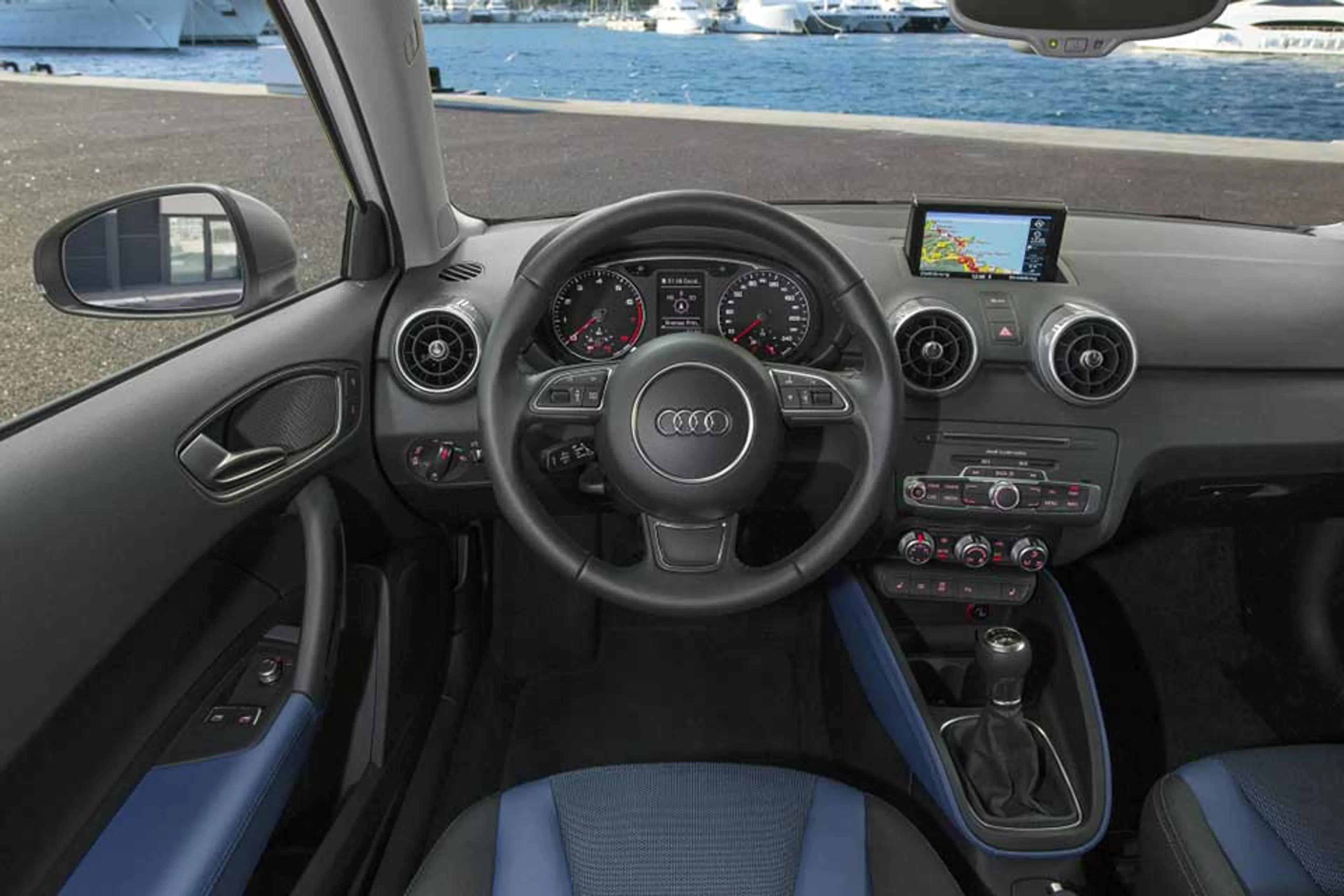 Audi A1 Hatchback thumbnail 3