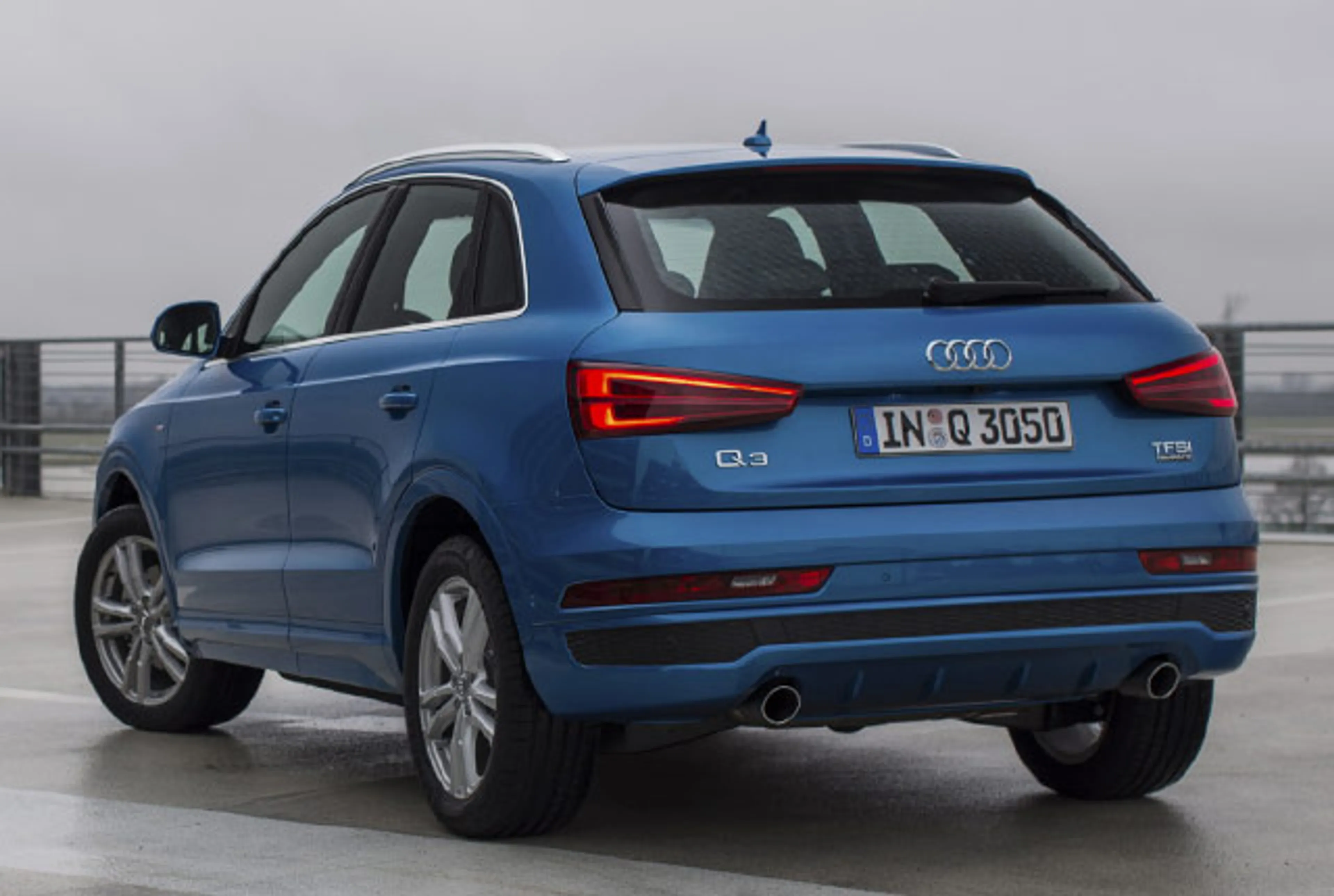 2016 Audi Q3 1.4 TFSI thumbnail 2