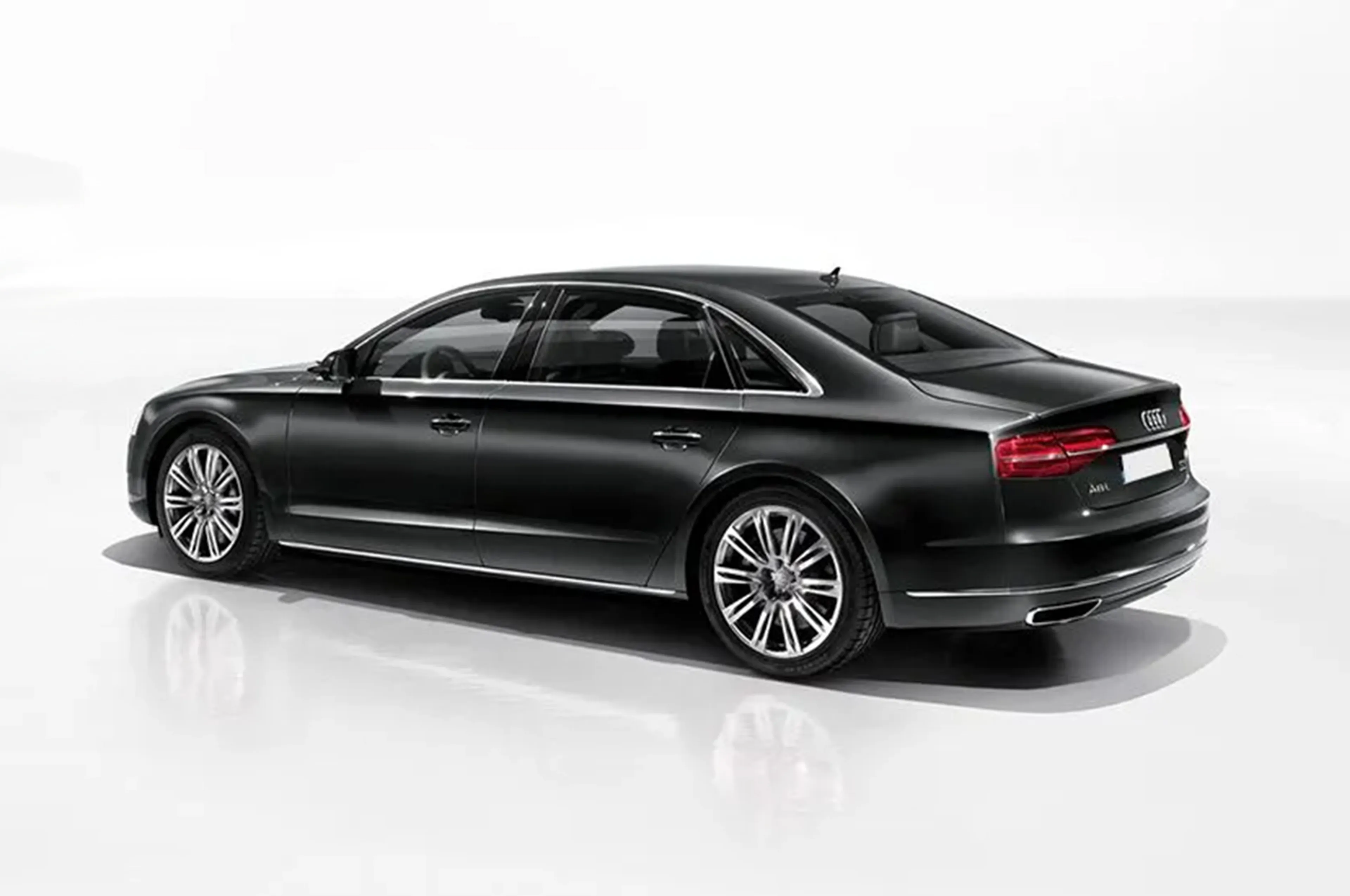 2023 Audi A8L 3.0L TFSI thumbnail 2
