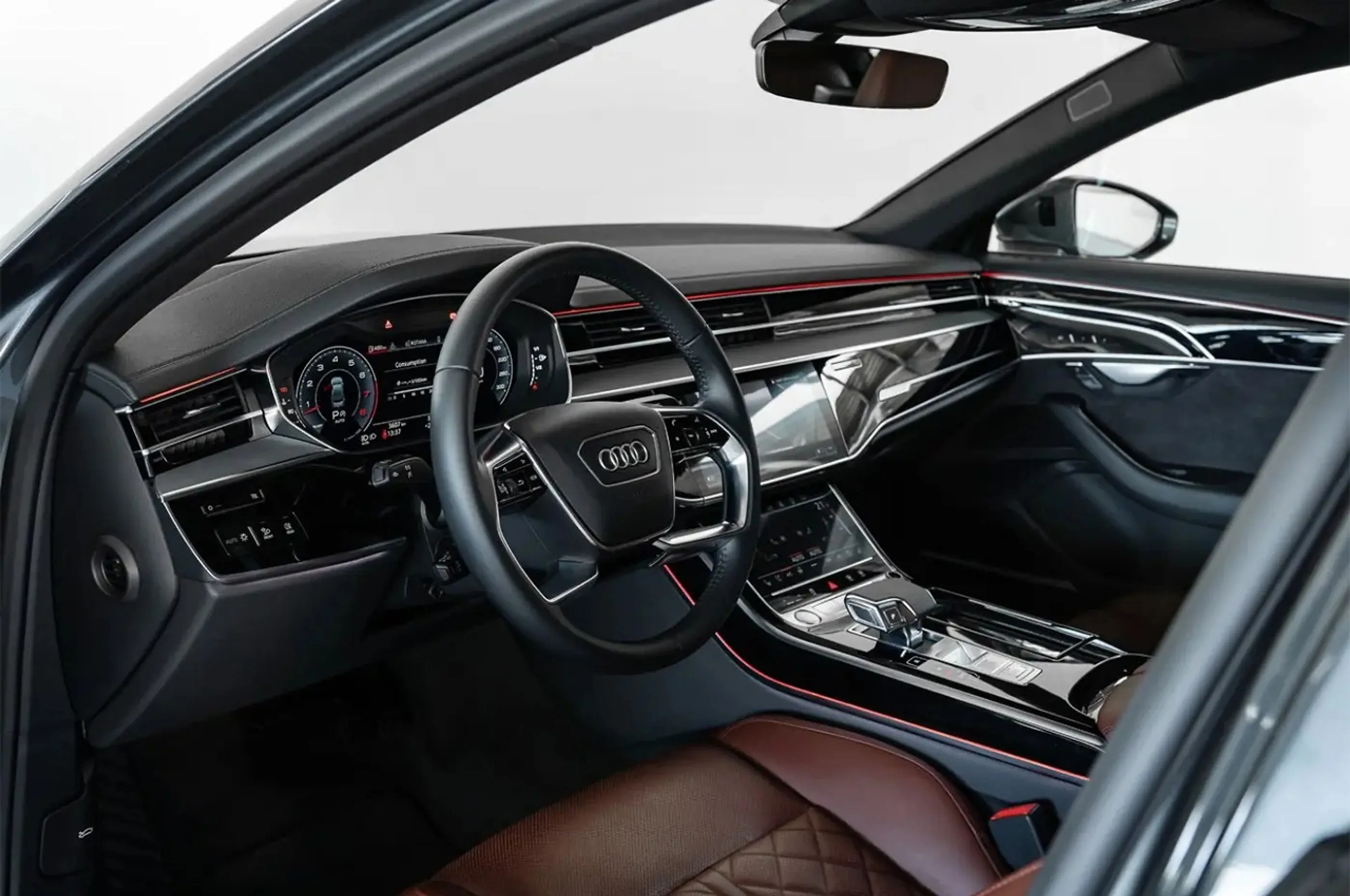 2023 Audi A8L 3.0L TFSI thumbnail 3