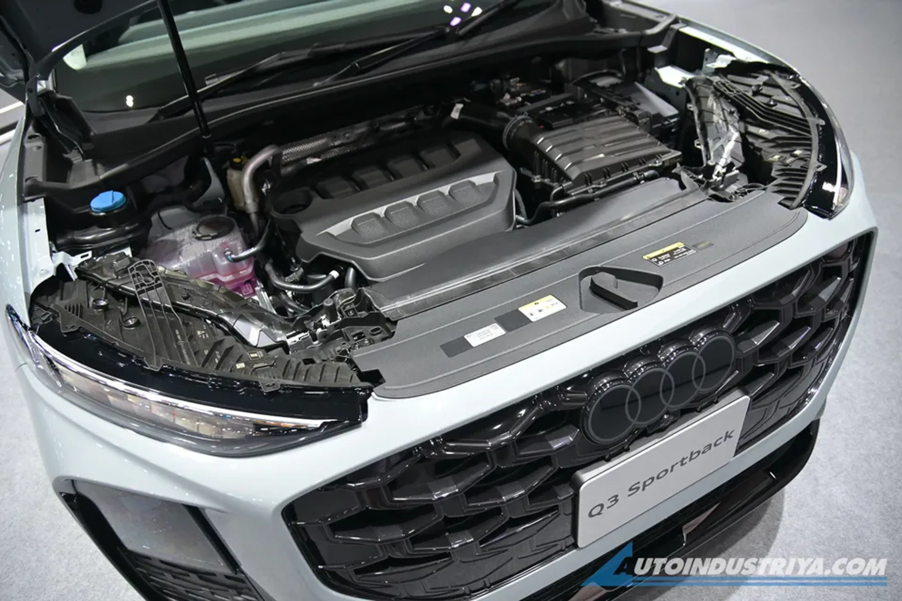 Audi Q3 thumbnail 4