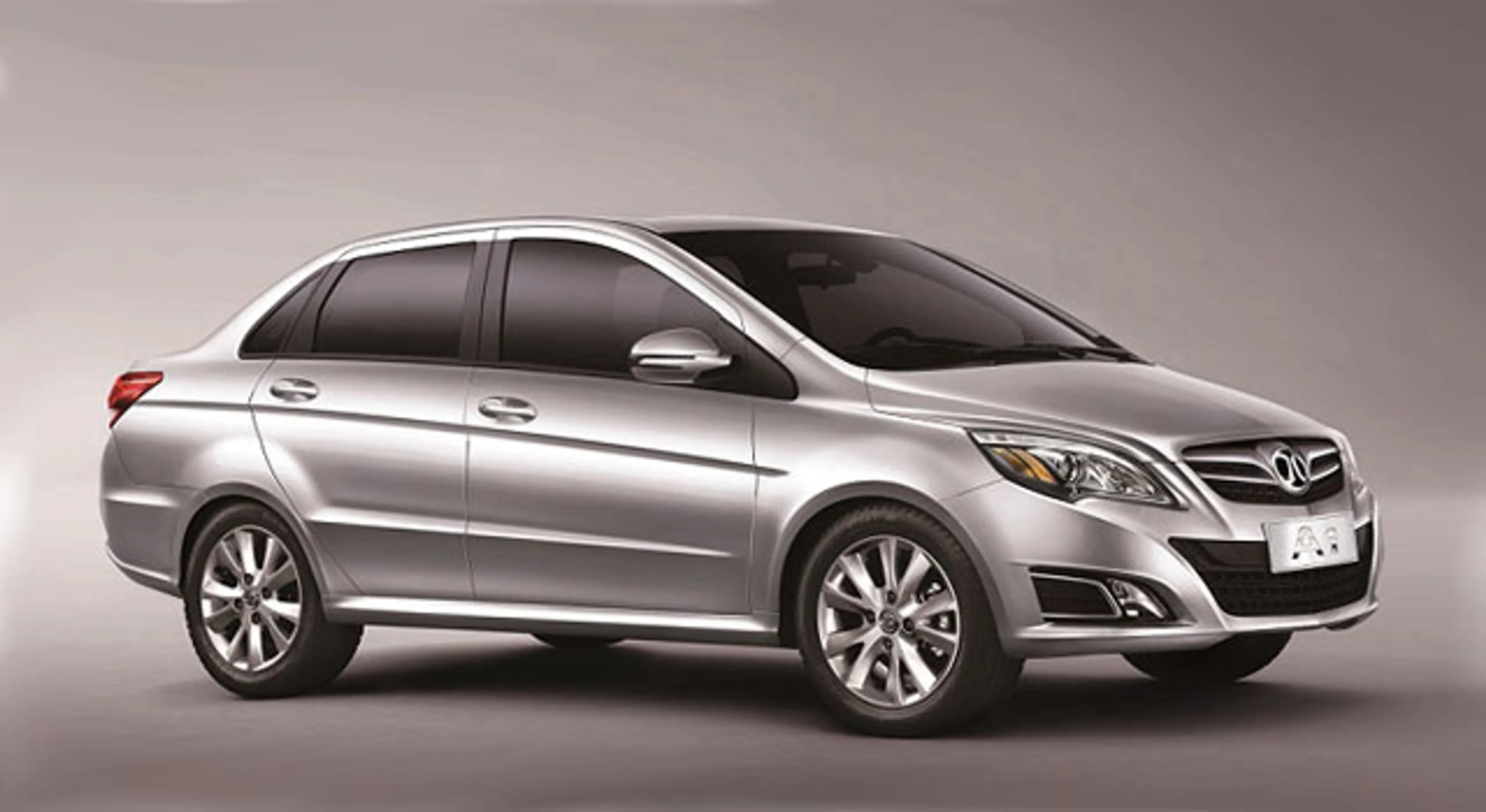 BAIC A1 Sedan 2015