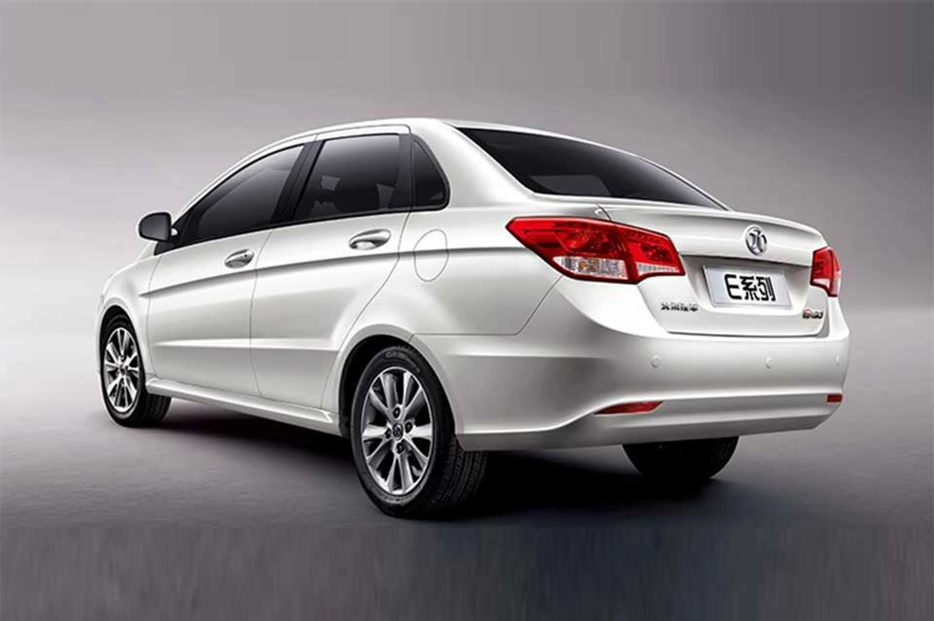 BAIC A1 Sedan thumbnail 2