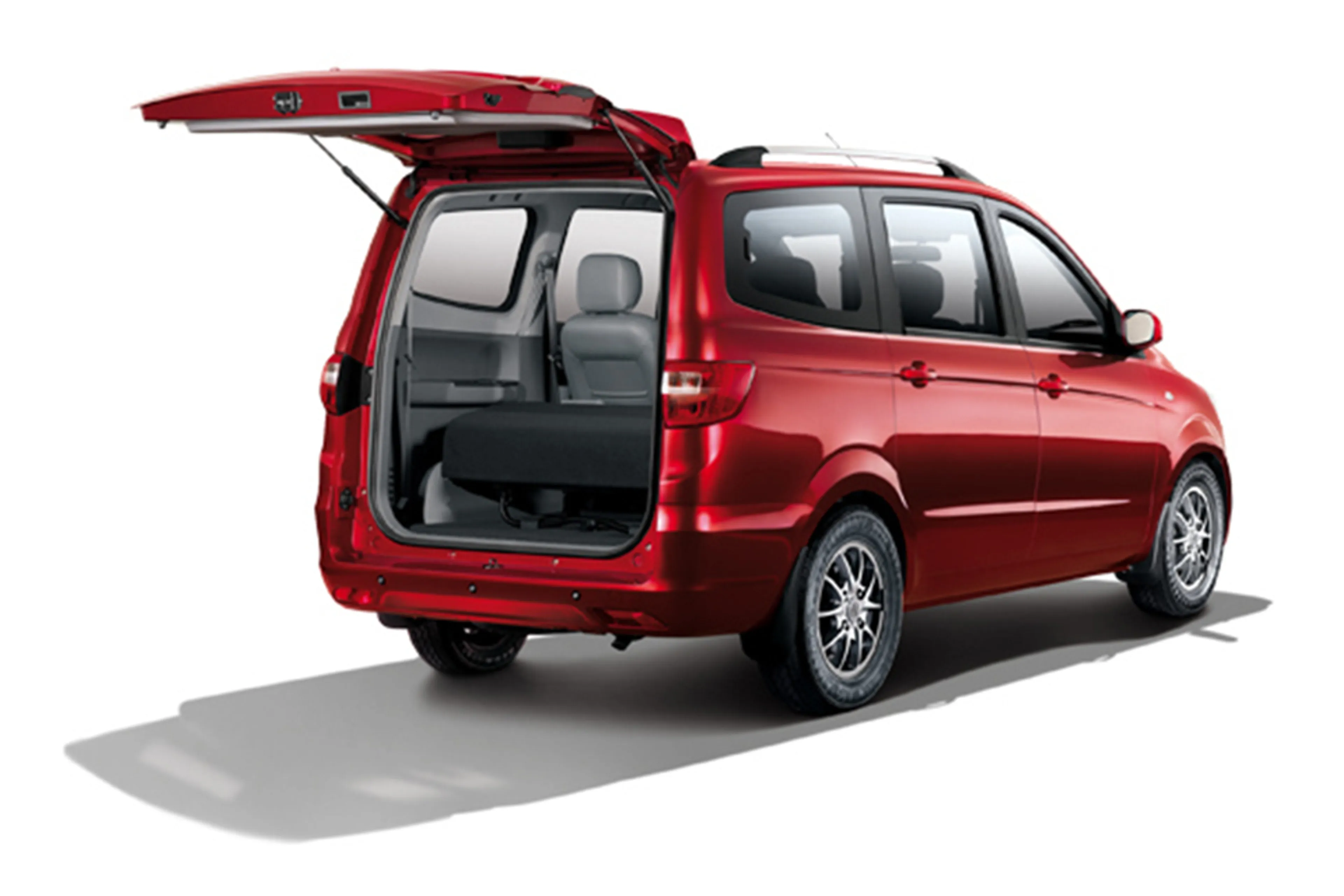 BAIC M20 thumbnail 2