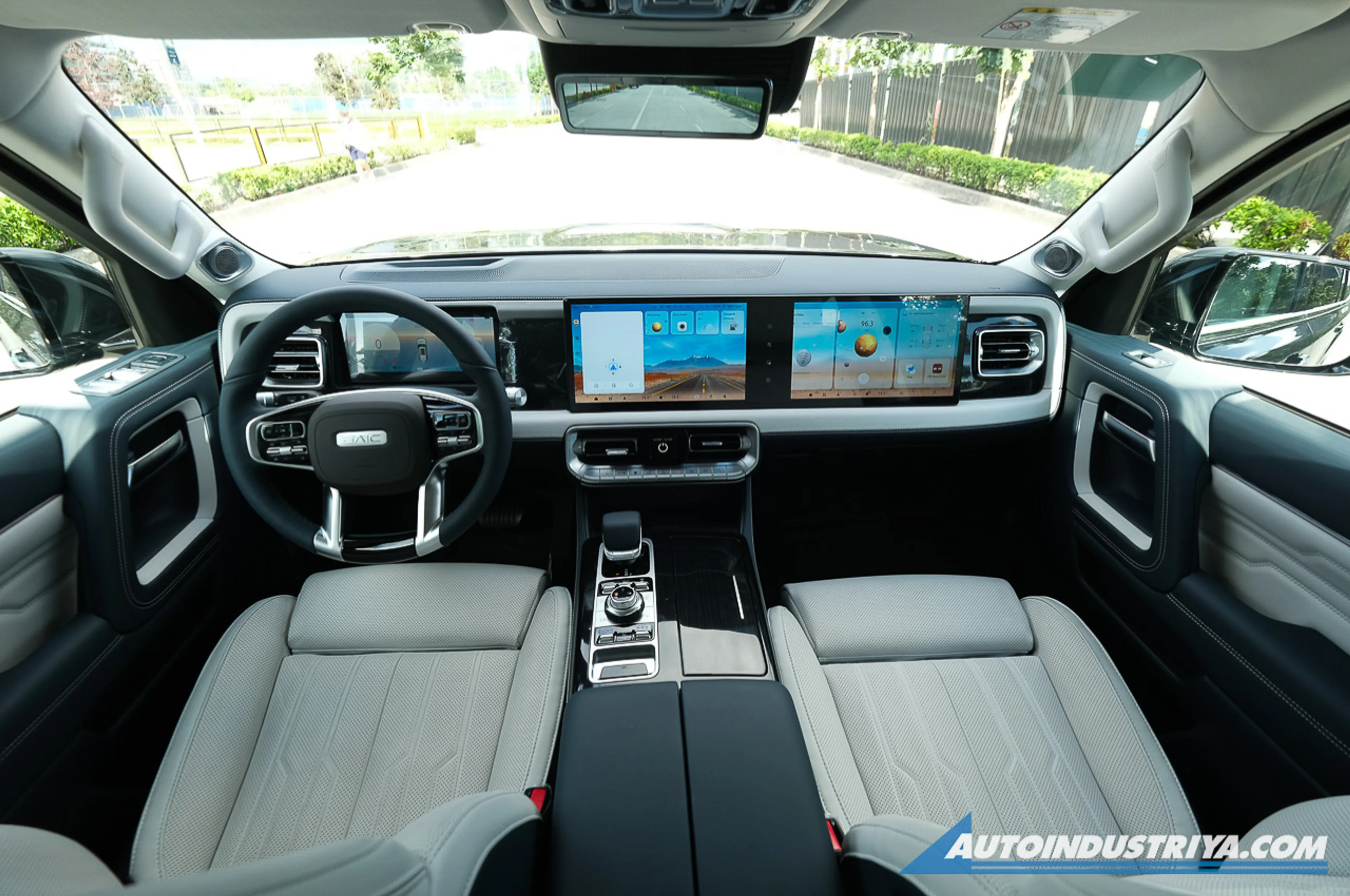 BAIC B60e Beaumont rEV thumbnail 3