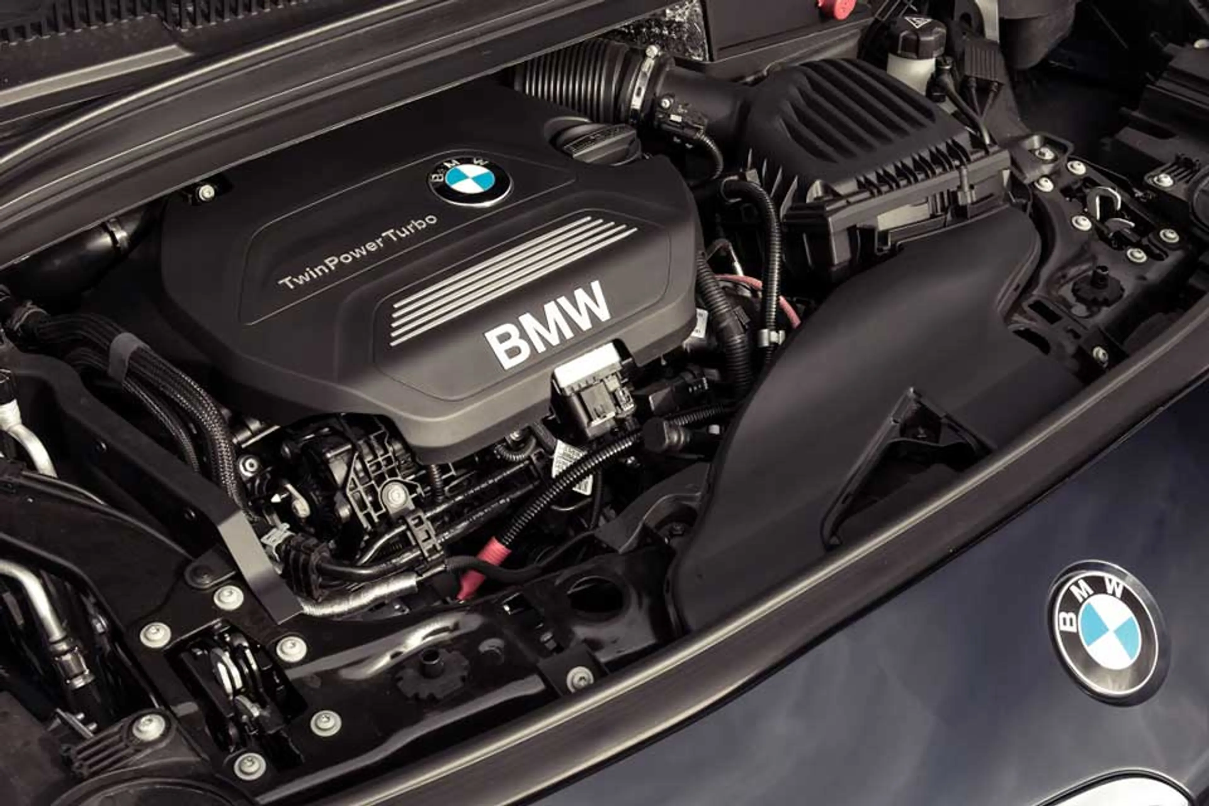 BMW 2 Series Active Tourer thumbnail 4