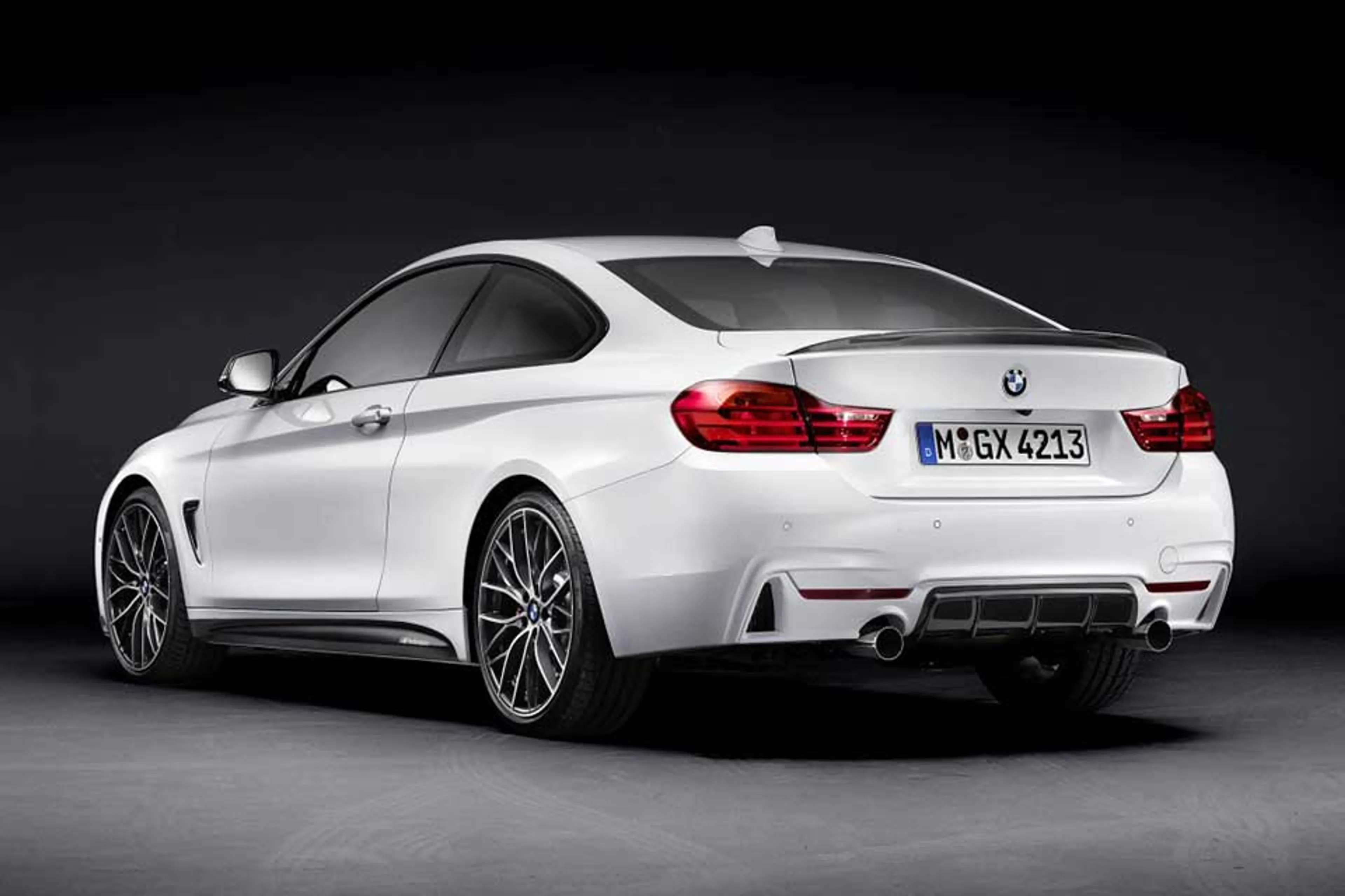 2015 BMW 4 Series 420d Essential AT thumbnail 2